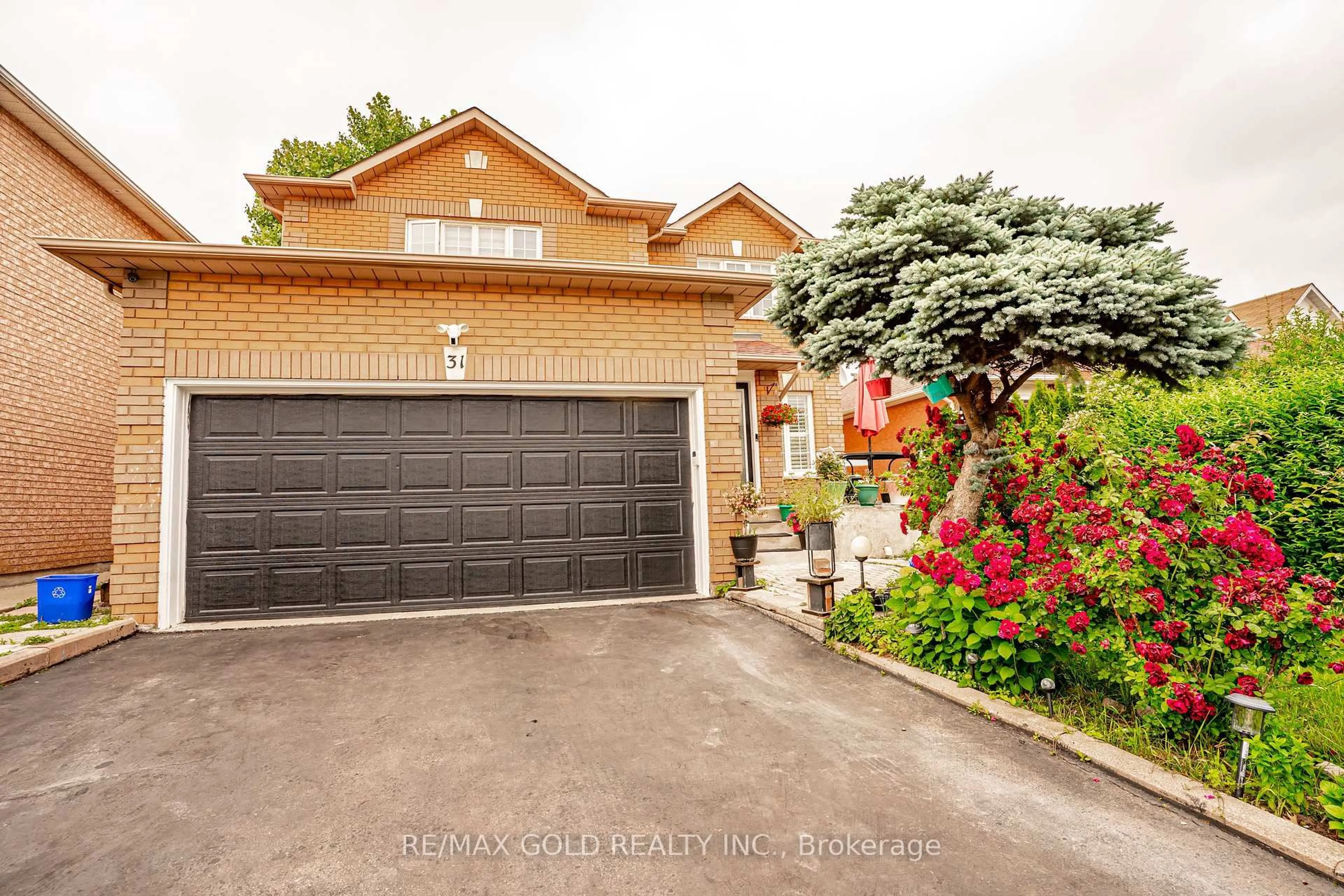 Home with brick exterior material, street for 31 Colleyville St, Brampton Ontario L7A 1G8