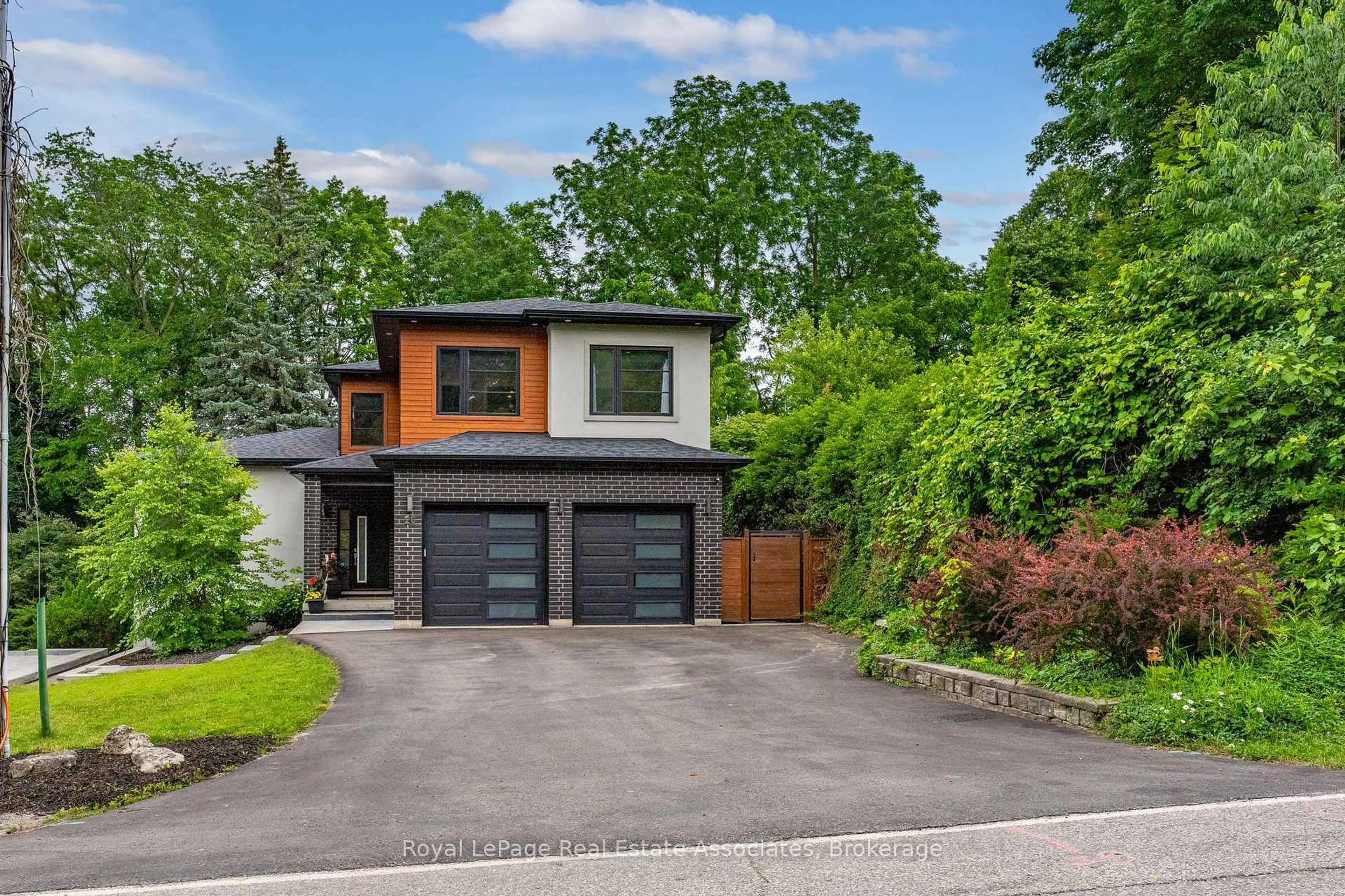 Home with brick exterior material, street for 26 Market St, Halton Hills Ontario L7G 3C1