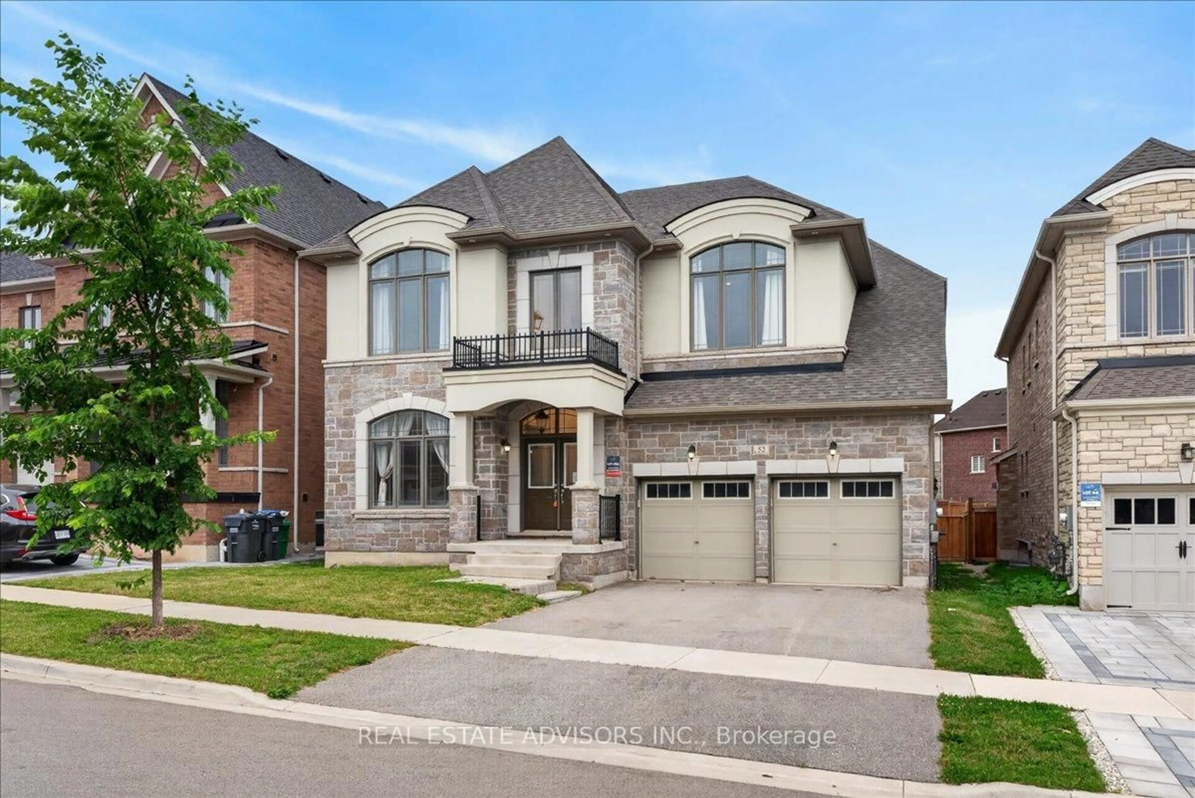 Home with brick exterior material, street for 52 Daisy Meadow Cres, Caledon Ontario L7C 4G3