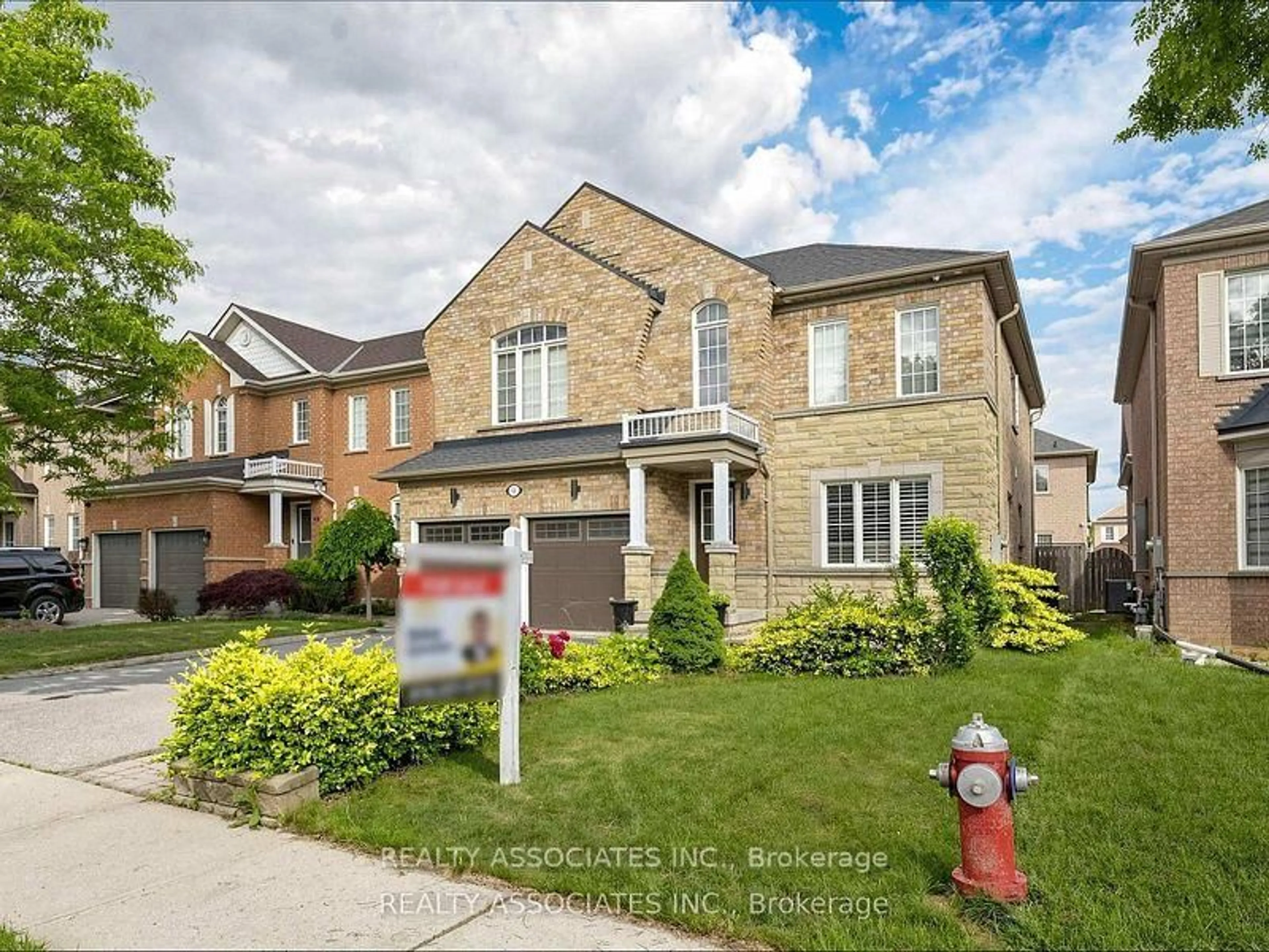 Home with brick exterior material, street for 44 Shining Willow Cres, Brampton Ontario L6P 2A2