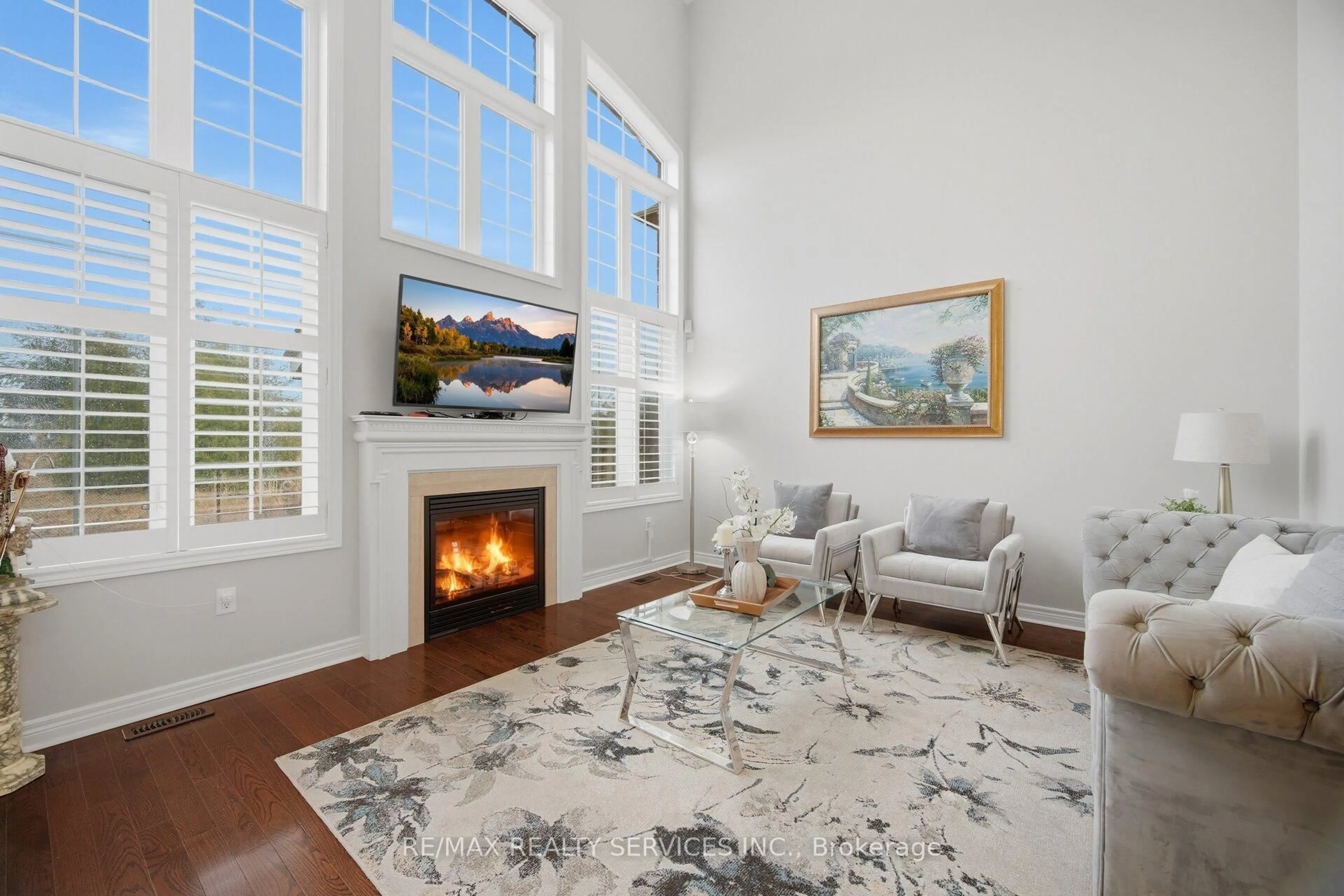 Living room with furniture, unknown for 23 Twistleton St, Caledon Ontario L7C 3V9