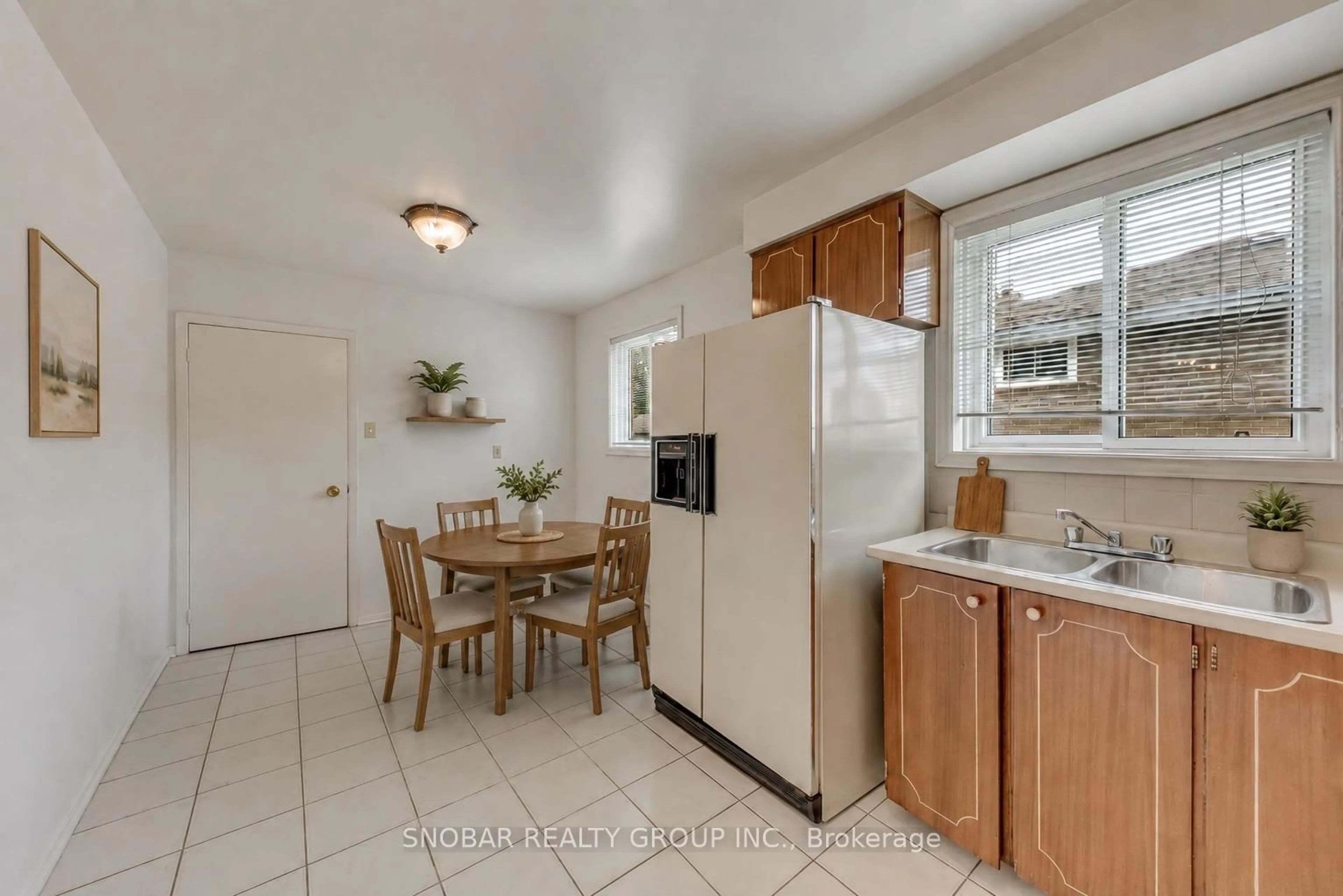 Standard kitchen, ceramic/tile floor for 10 Bemberg Crt, Toronto Ontario M9W 3V5