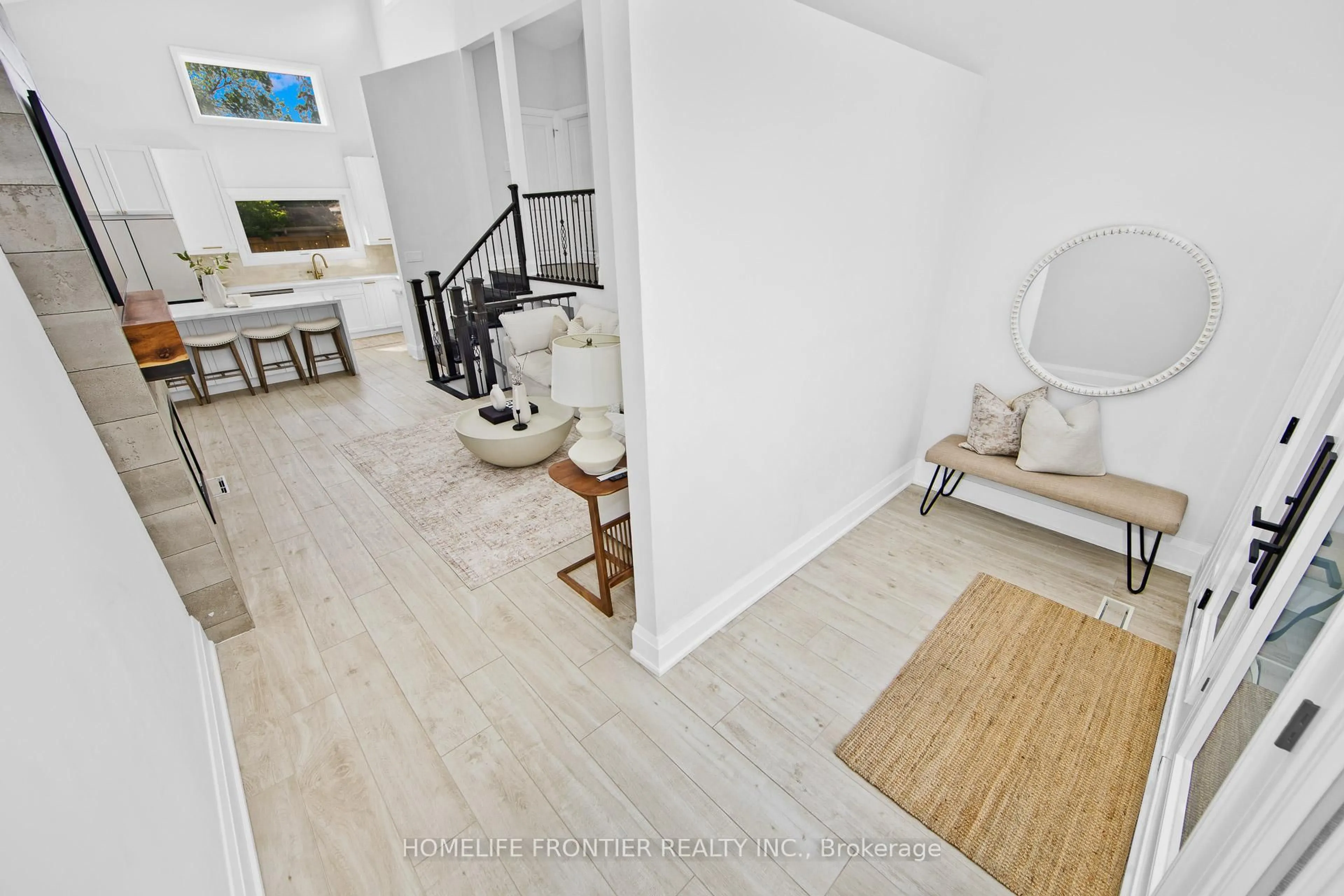 Unknown for 2138 Truscott Dr, Mississauga Ontario L5J 2A6