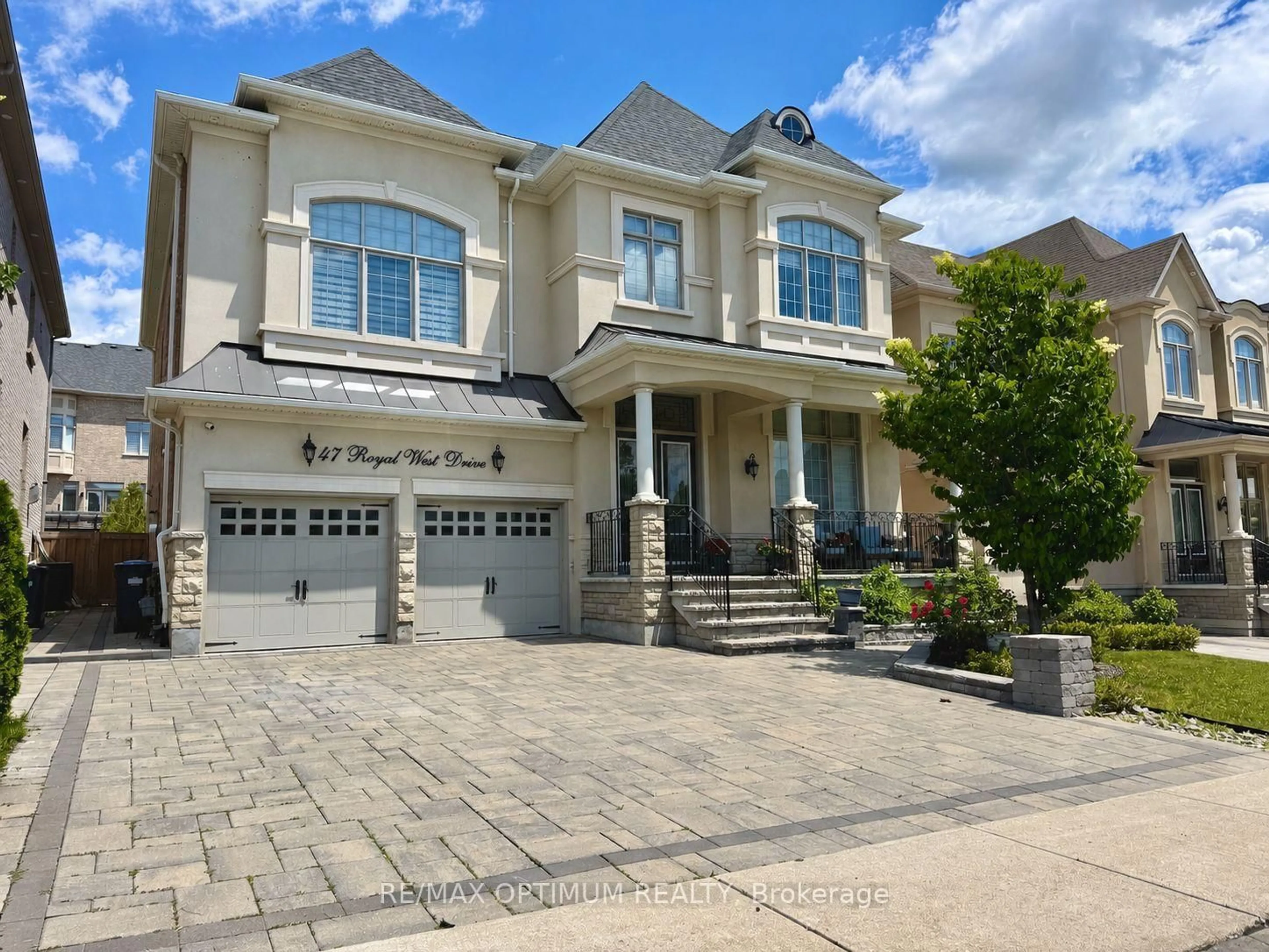 Home with brick exterior material, street for 47 Royal West Dr, Brampton Ontario L6X 0Z8