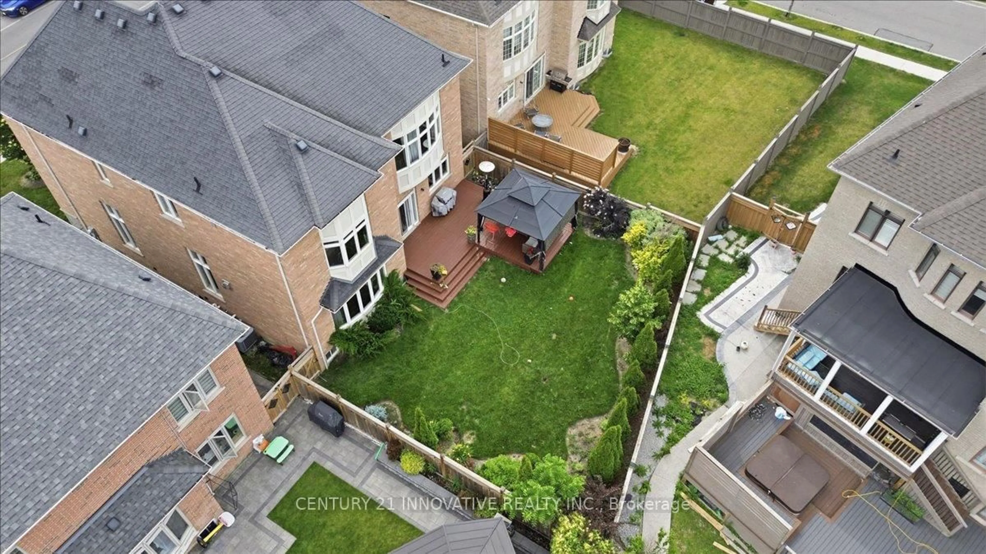 A pic from outside/outdoor area/front of a property/back of a property/a pic from drone, city buildings view from balcony for 13 Royal West Dr, Brampton Ontario L6X 0Z8