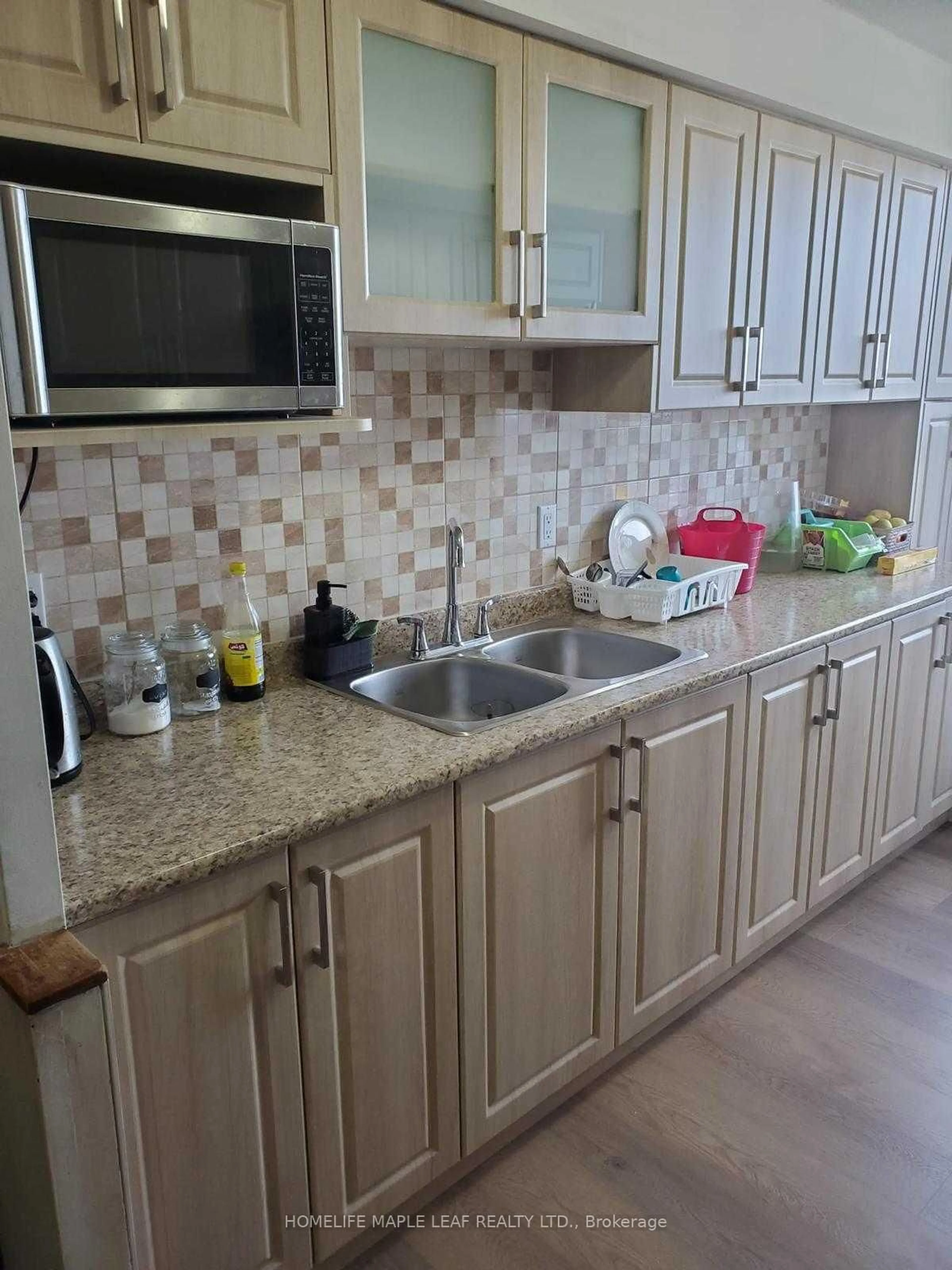 Standard kitchen, unknown for 25 Kensington Rd #1106, Brampton Ontario L6T 3W8