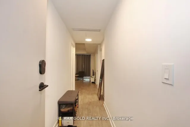 225 Malta Ave #1401, Brampton 4