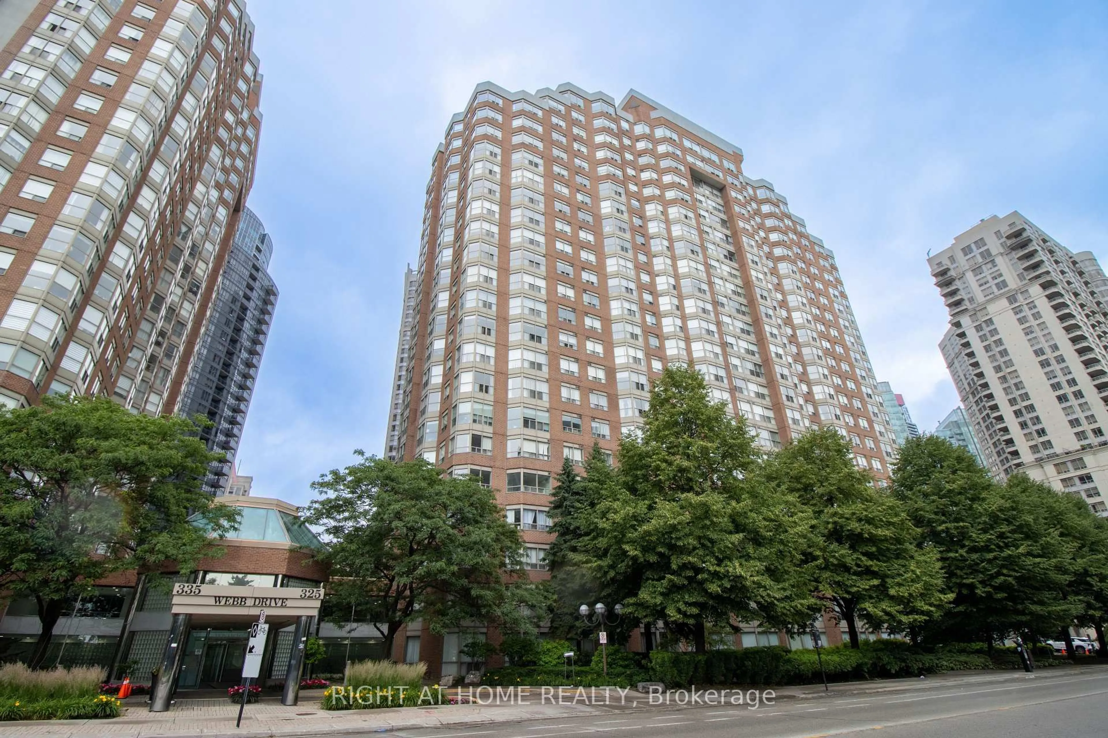 Unknown for 325 Webb Dr #1811, Mississauga Ontario L5B 3Z9
