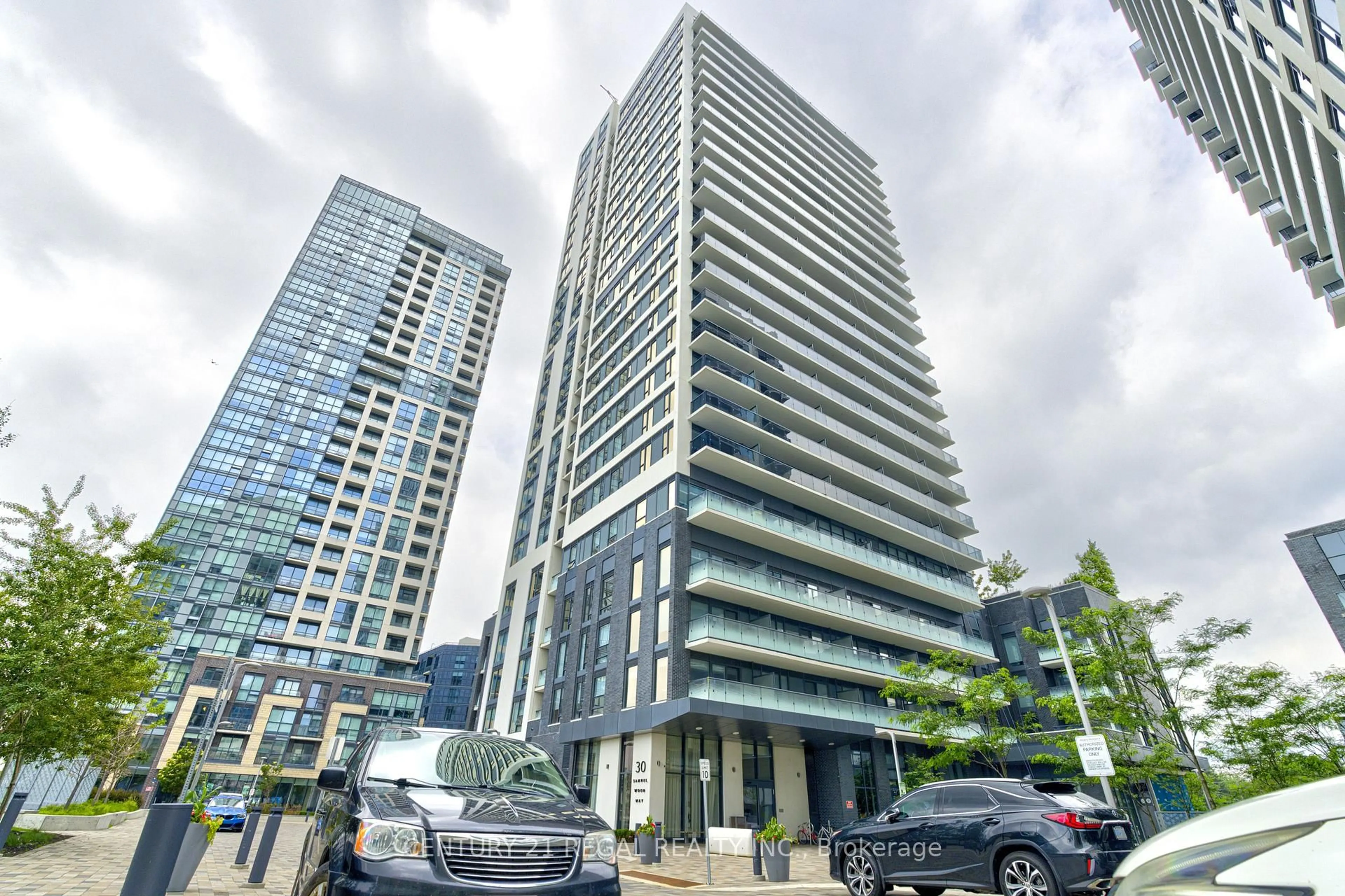 Indoor foyer for 30 Samuel Wood Way #412, Toronto Ontario M9B 0C9