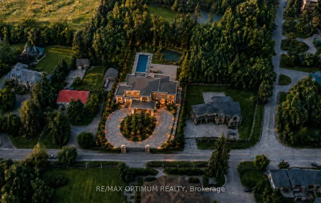 8295 Creditview Rd, Brampton 2