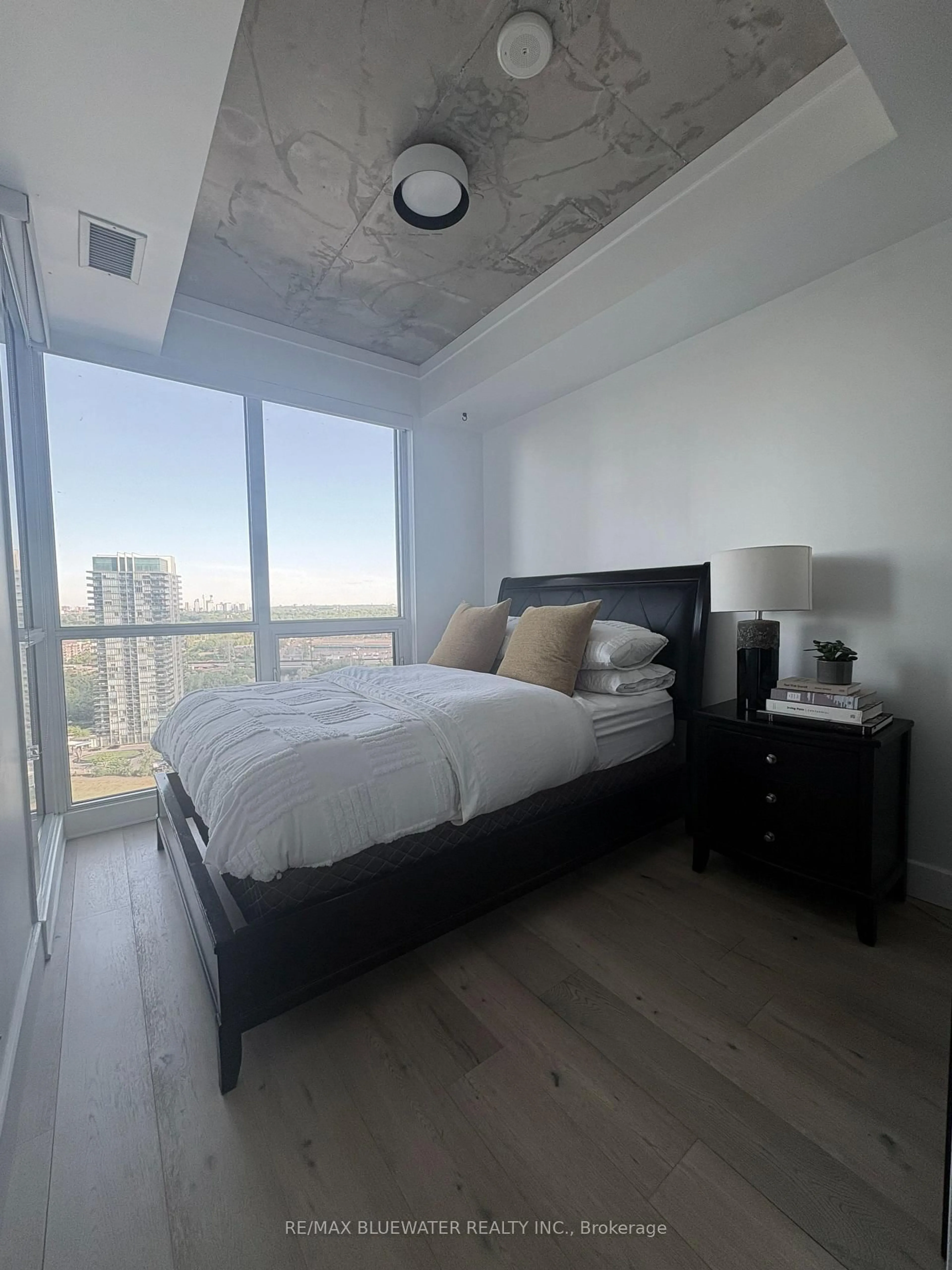 A pic of a room for 2200 Lake Shore Blvd #2806, Toronto Ontario M8V 1A4