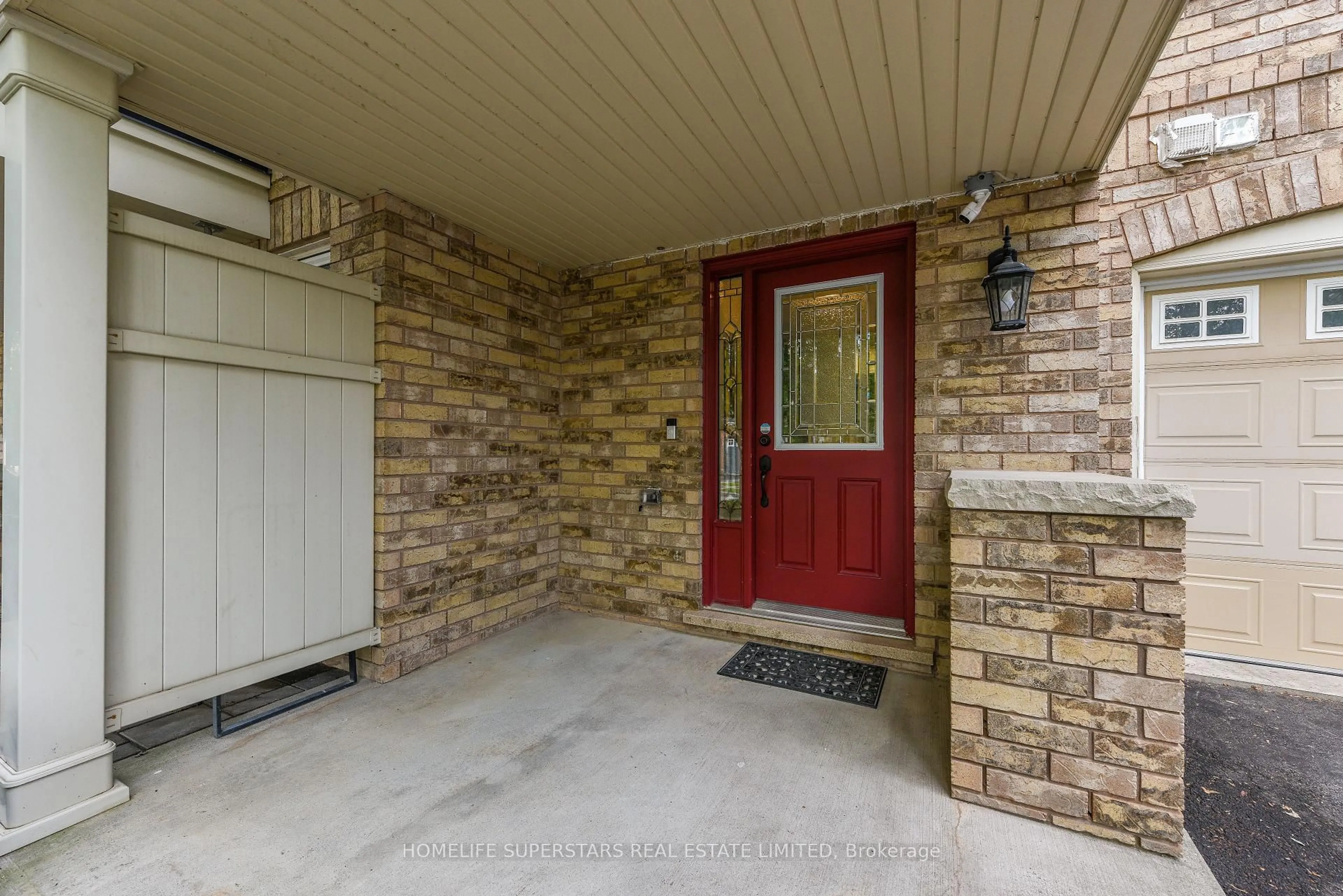 Indoor entryway for 772 Shortreed Cres, Milton Ontario L9T 0E8