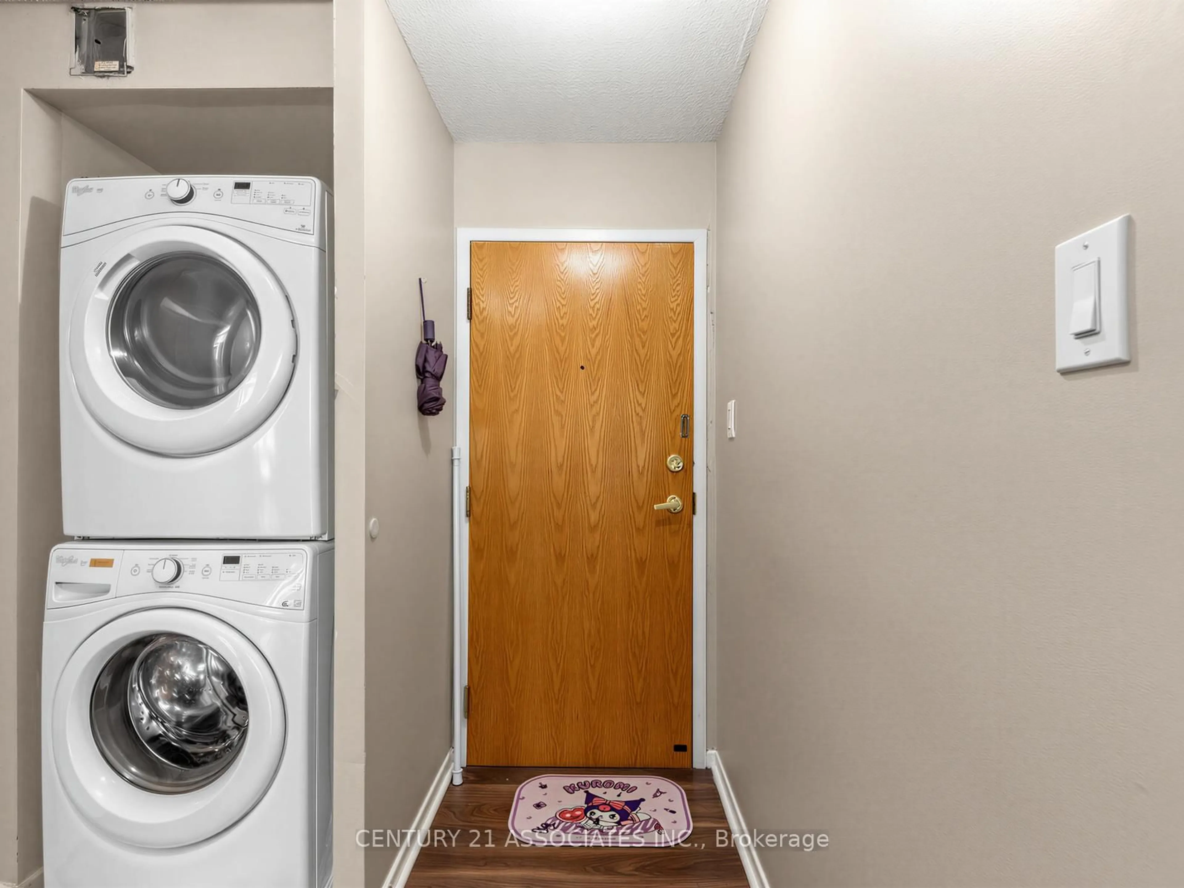 Laundry room for 300 webb Dr #204, Mississauga Ontario L5B 3W3