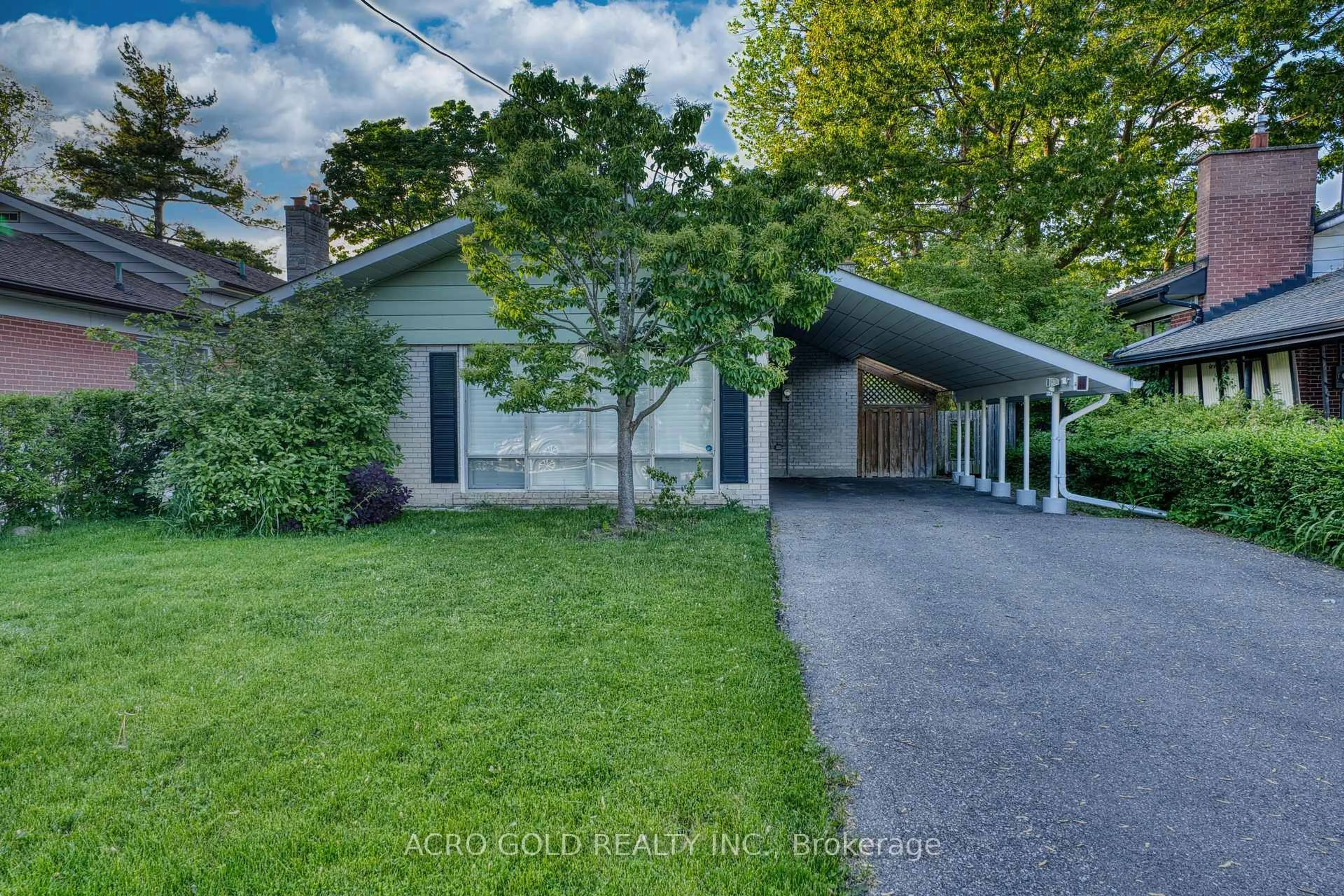 Home with vinyl exterior material, street for 10 Kennebec Cres, Toronto Ontario M9W 2R7
