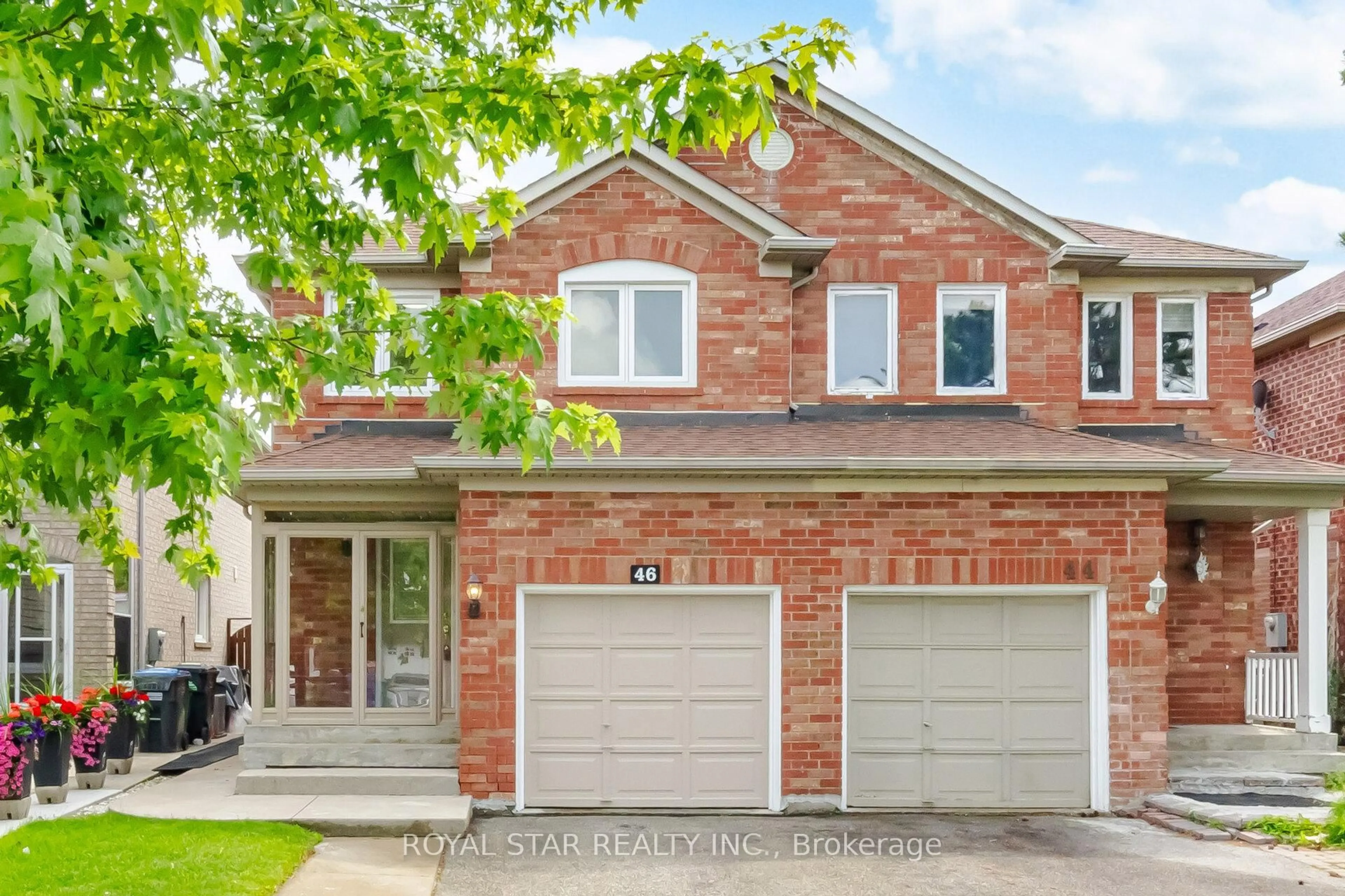 Home with brick exterior material, street for 46 Dusty Star Rd, Brampton Ontario L6R 1Y1
