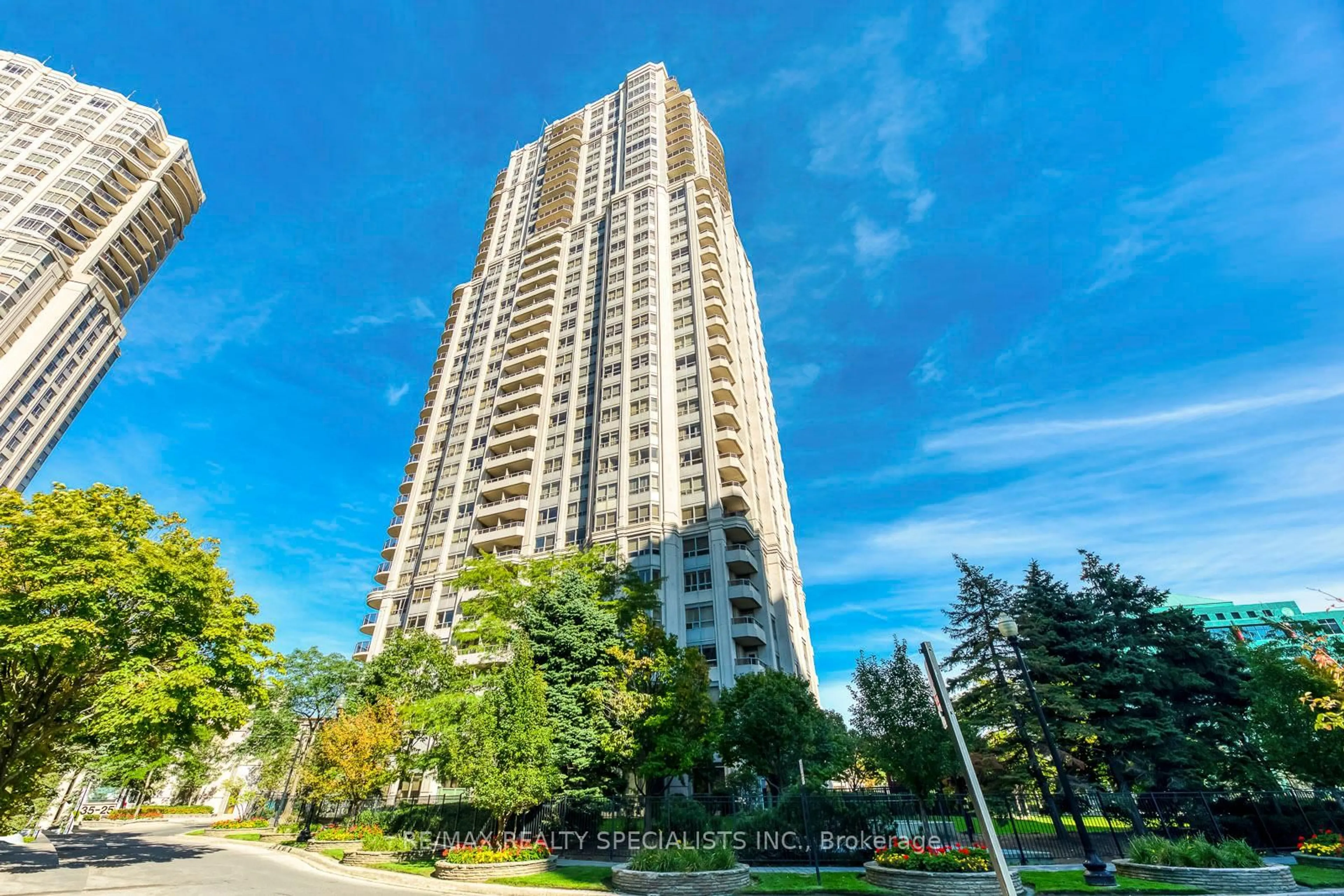 Unknown for 25 Kingsbridge Garden Circ #519, Mississauga Ontario L5R 4B1
