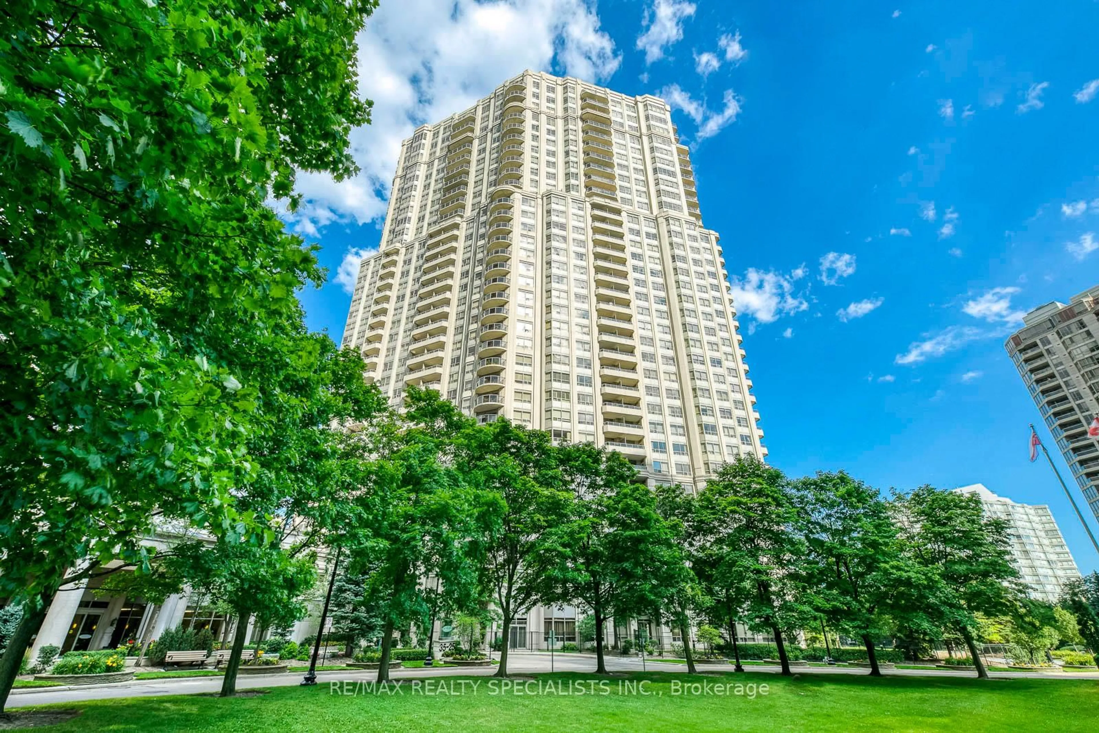 Unknown for 25 Kingsbridge Garden Circ #519, Mississauga Ontario L5R 4B1