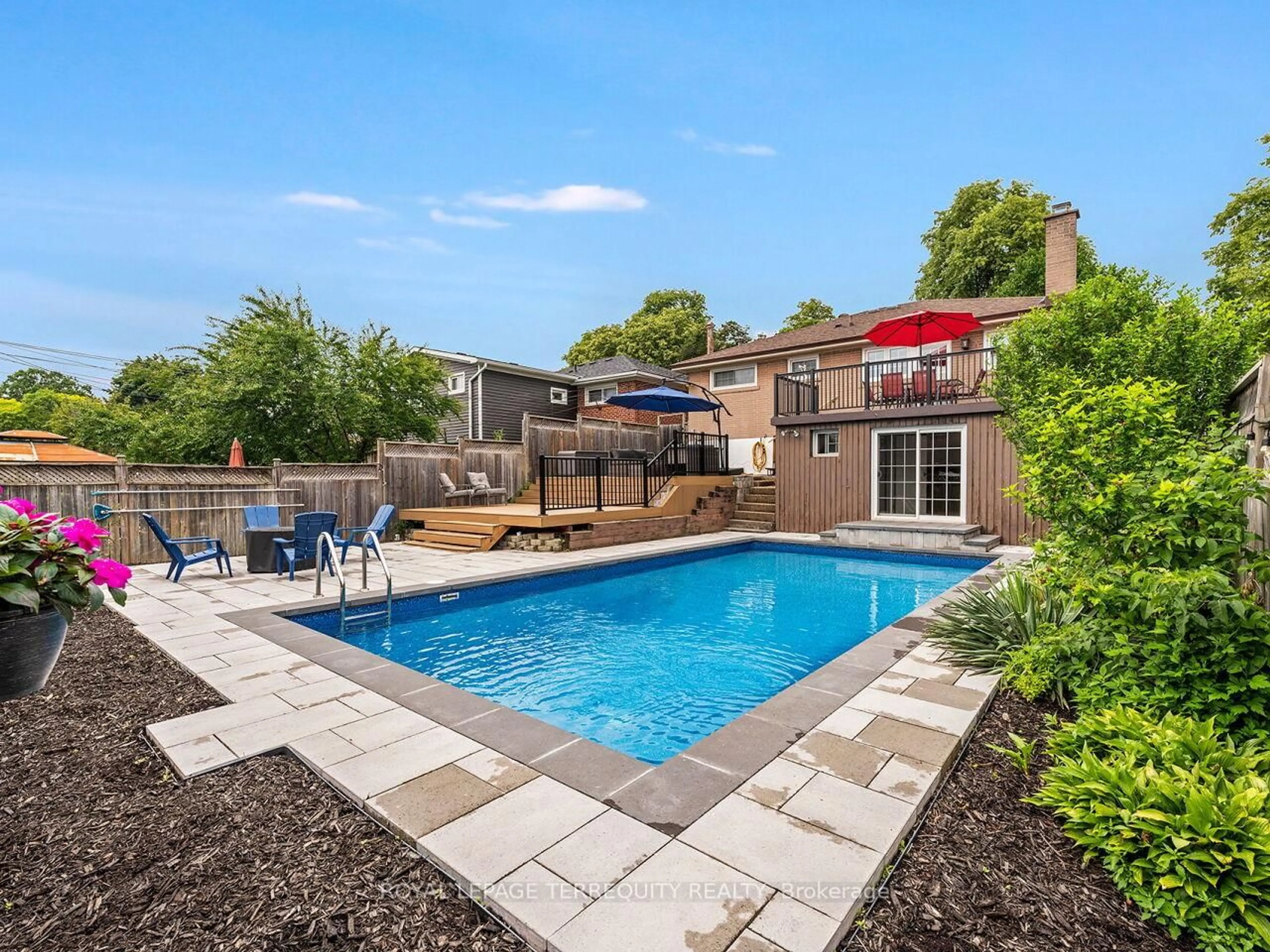Pool for 33 Ludgate Dr, Toronto Ontario M9W 2Y2