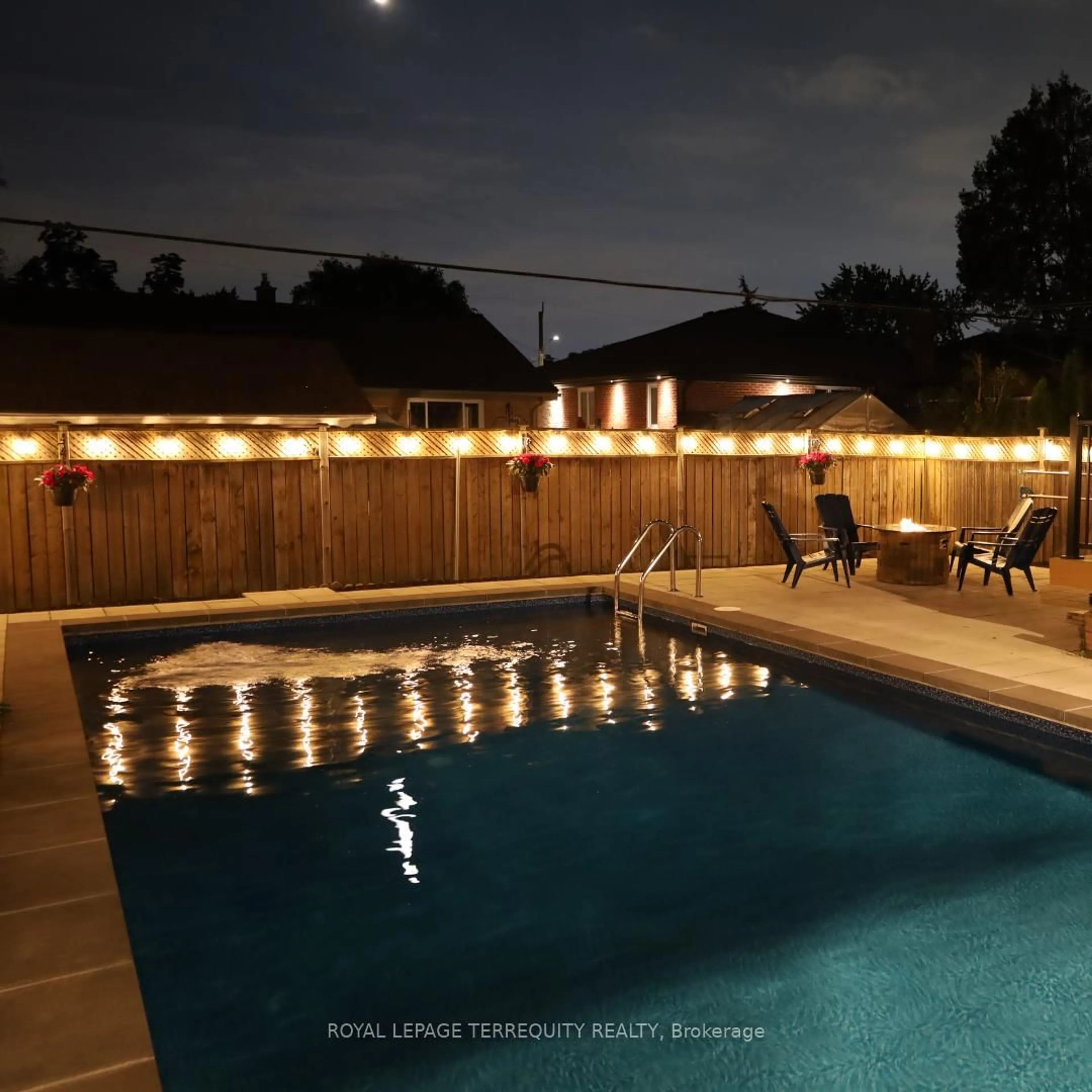 Pool for 33 Ludgate Dr, Toronto Ontario M9W 2Y2