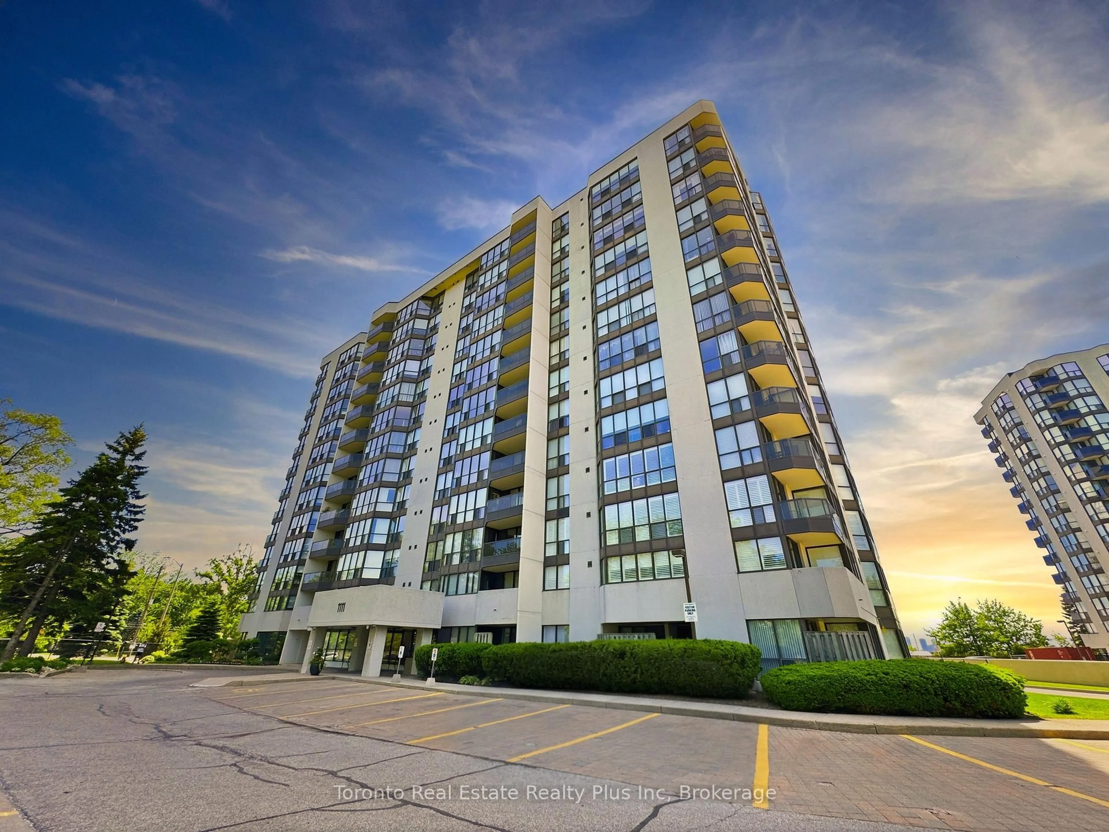 Unknown for 1111 Bough Beeches Blvd #203, Mississauga Ontario L4W 4N1