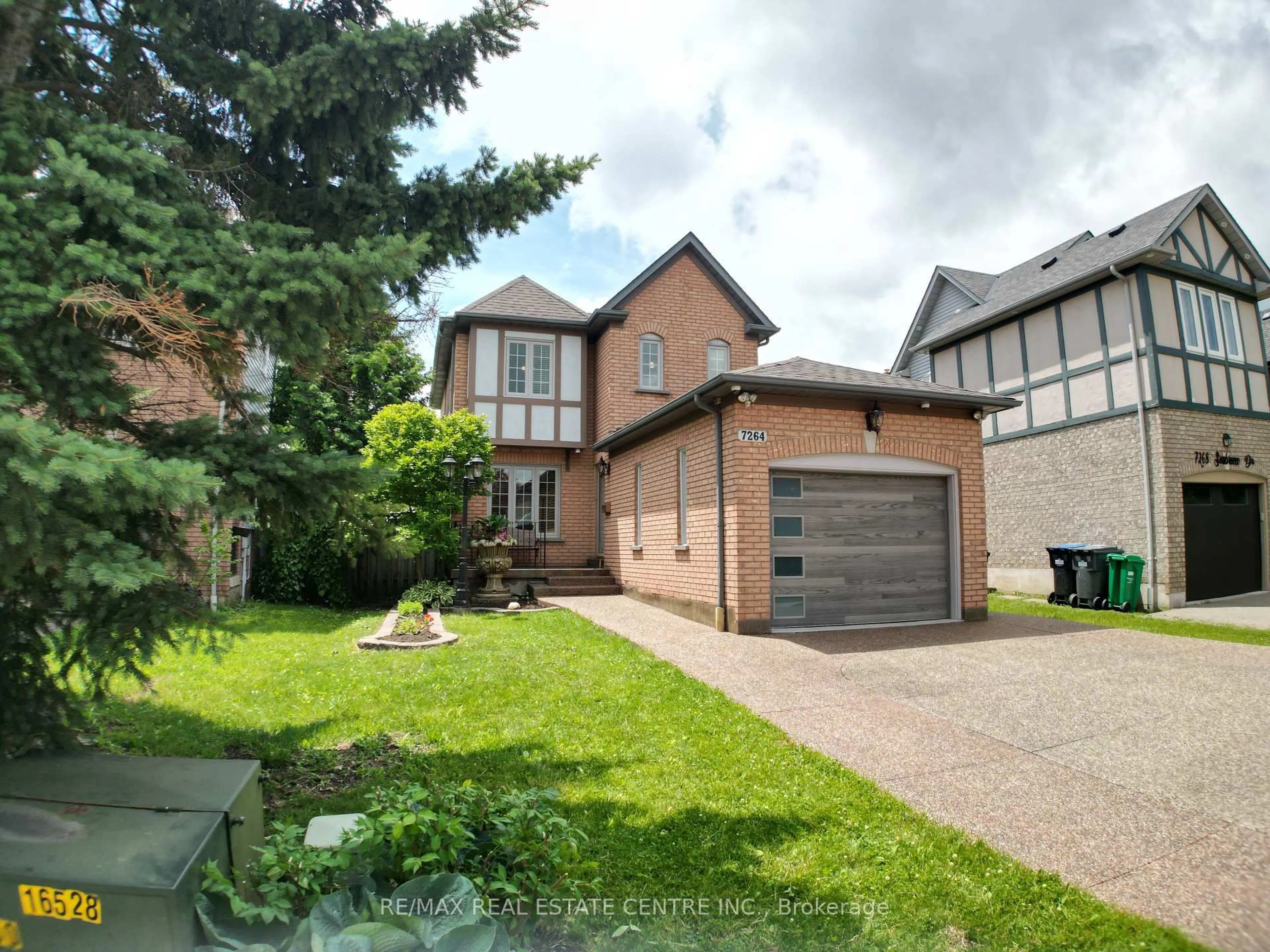 Unknown for 7264 Seabreeze Dr, Mississauga Ontario L5N 6K7