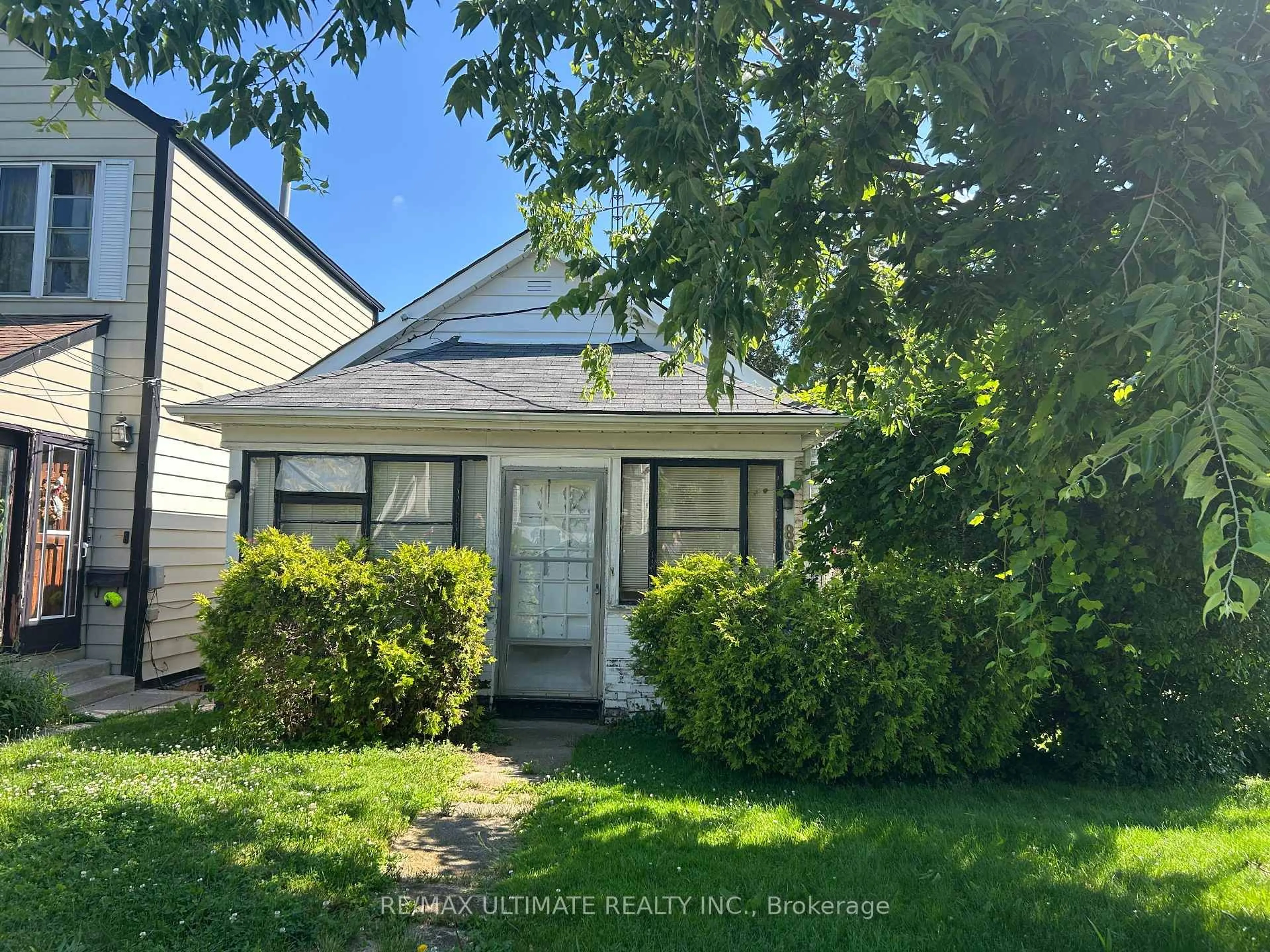 Unknown for 89 Brownville Ave, Toronto Ontario M6N 4L2