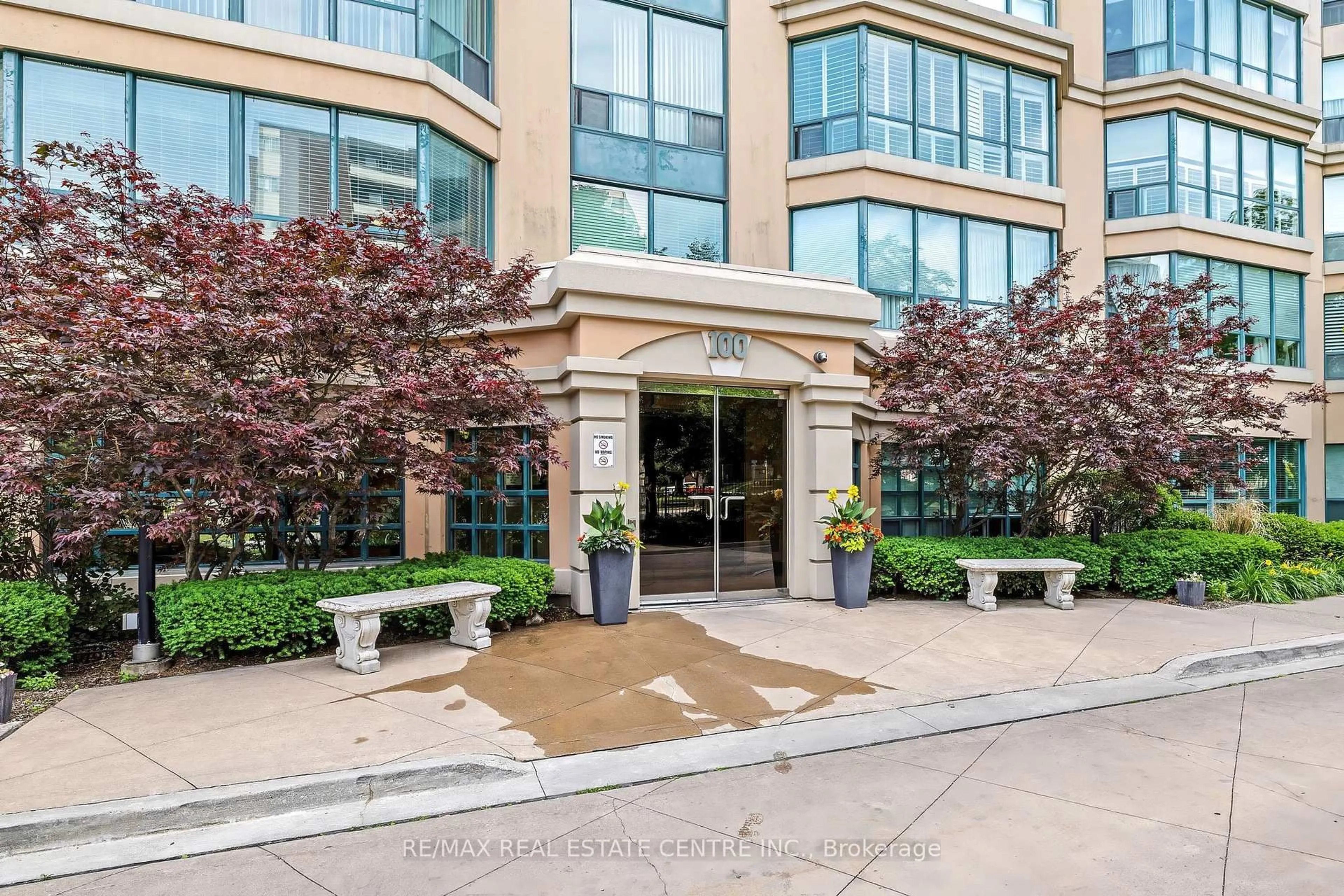 Unknown for 100 Millside Dr #1202, Milton Ontario L9T 5E2