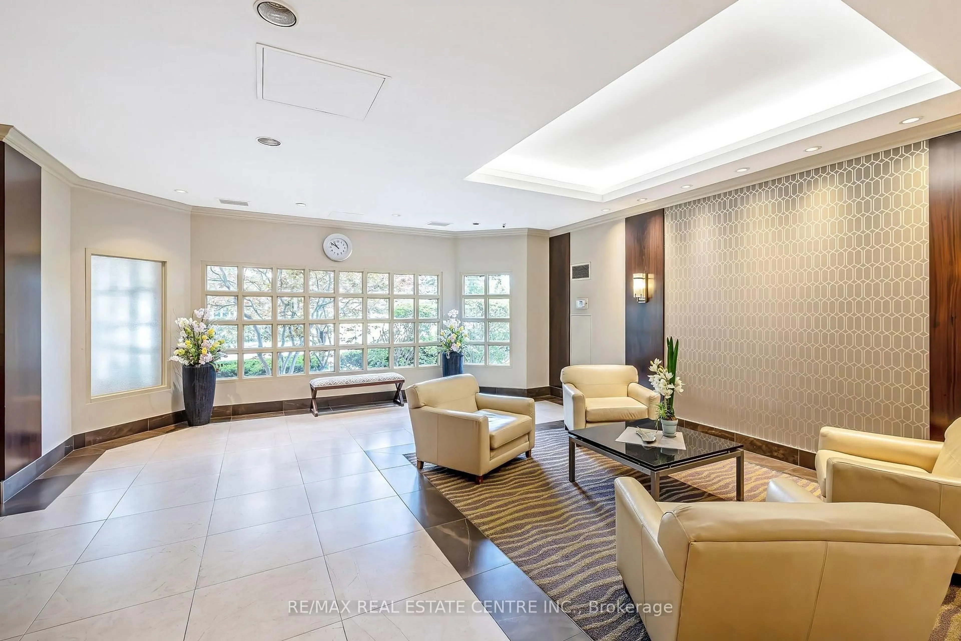 Lobby for 100 Millside Dr #1202, Milton Ontario L9T 5E2