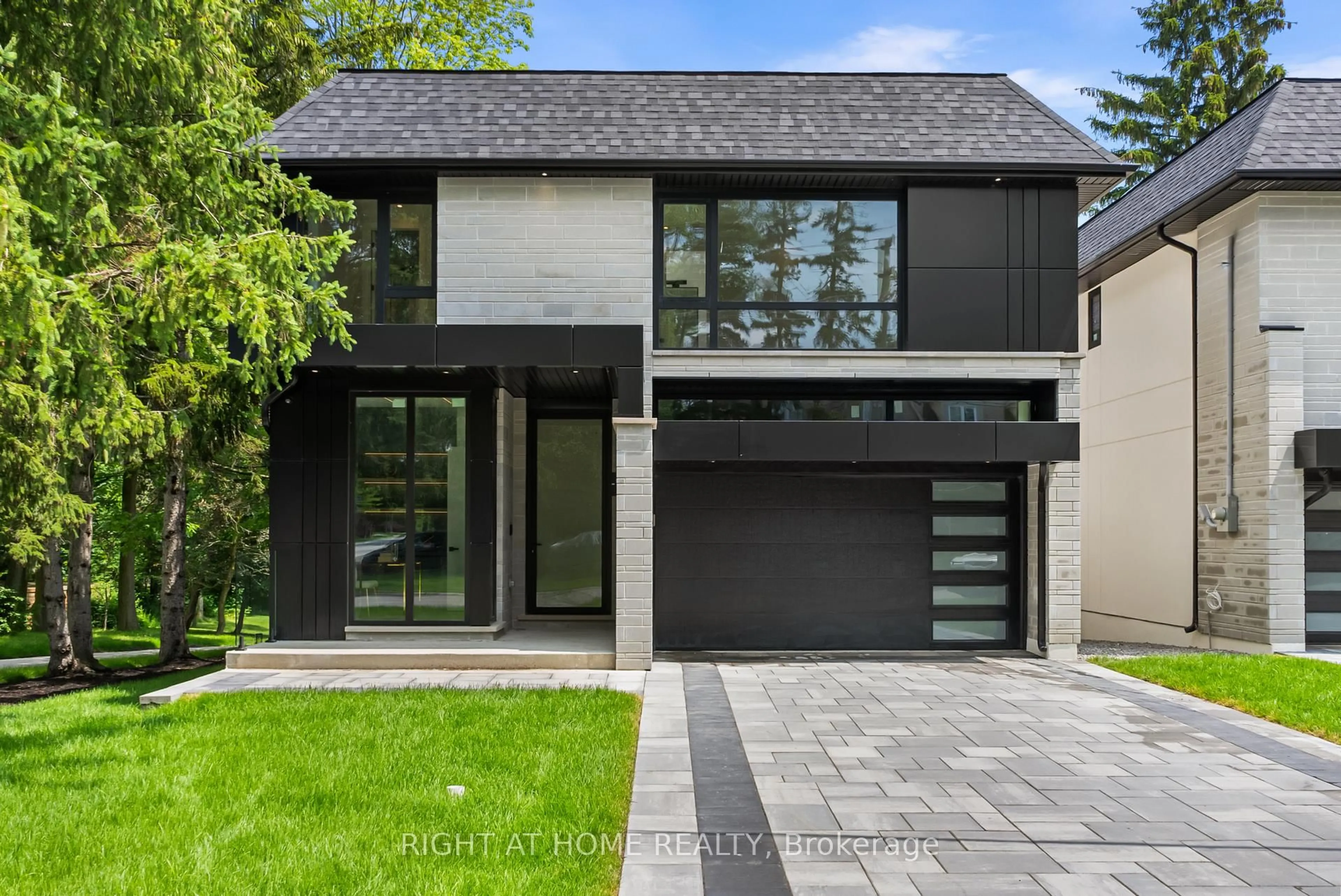 Home with brick exterior material, street for 1209 Canterbury Rd, Mississauga Ontario L5G 4A4
