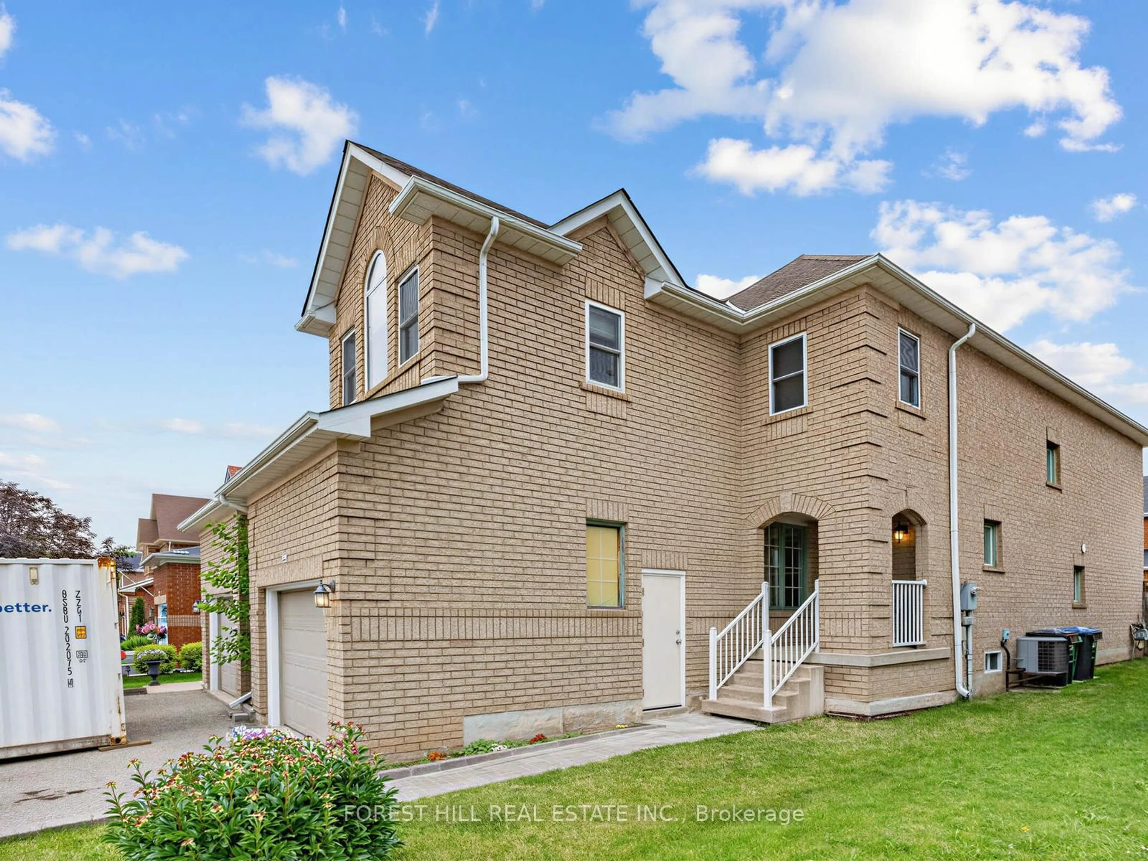 Home with brick exterior material, street for 39 Prairie Rose Circ, Brampton Ontario L6R 1R6