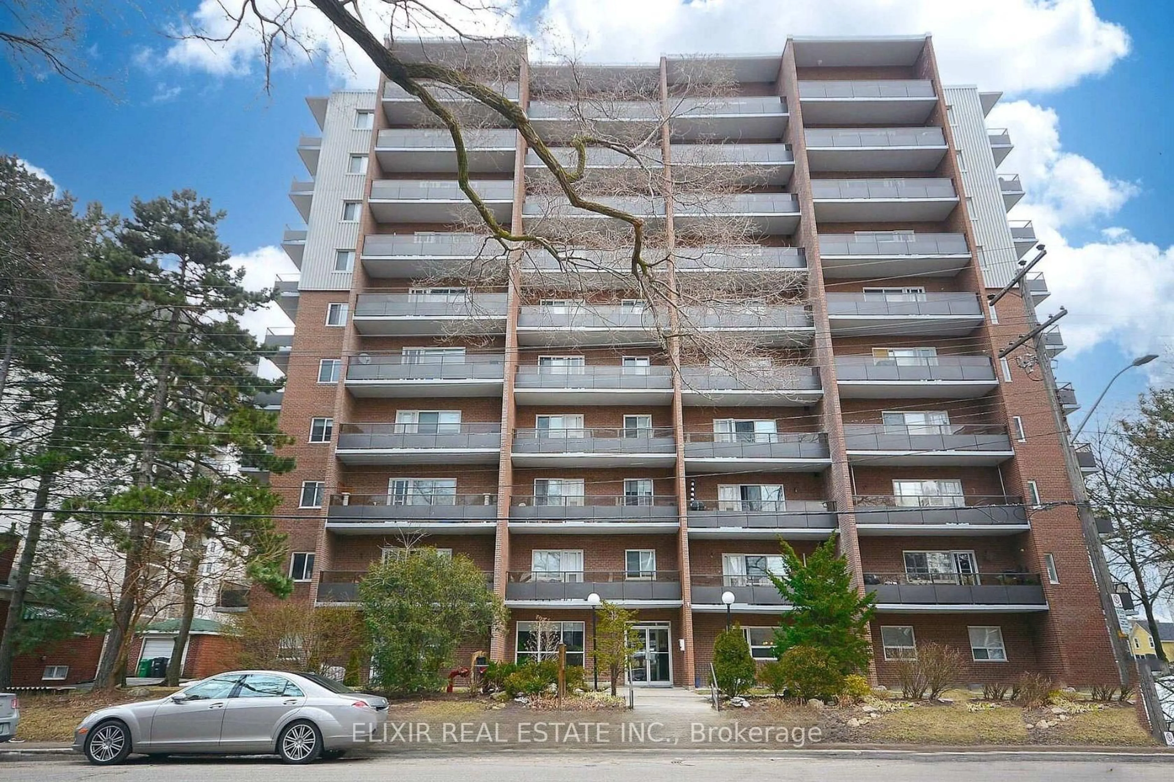 Unknown for 15 Elizabeth St #605, Mississauga Ontario L5G 2Z3