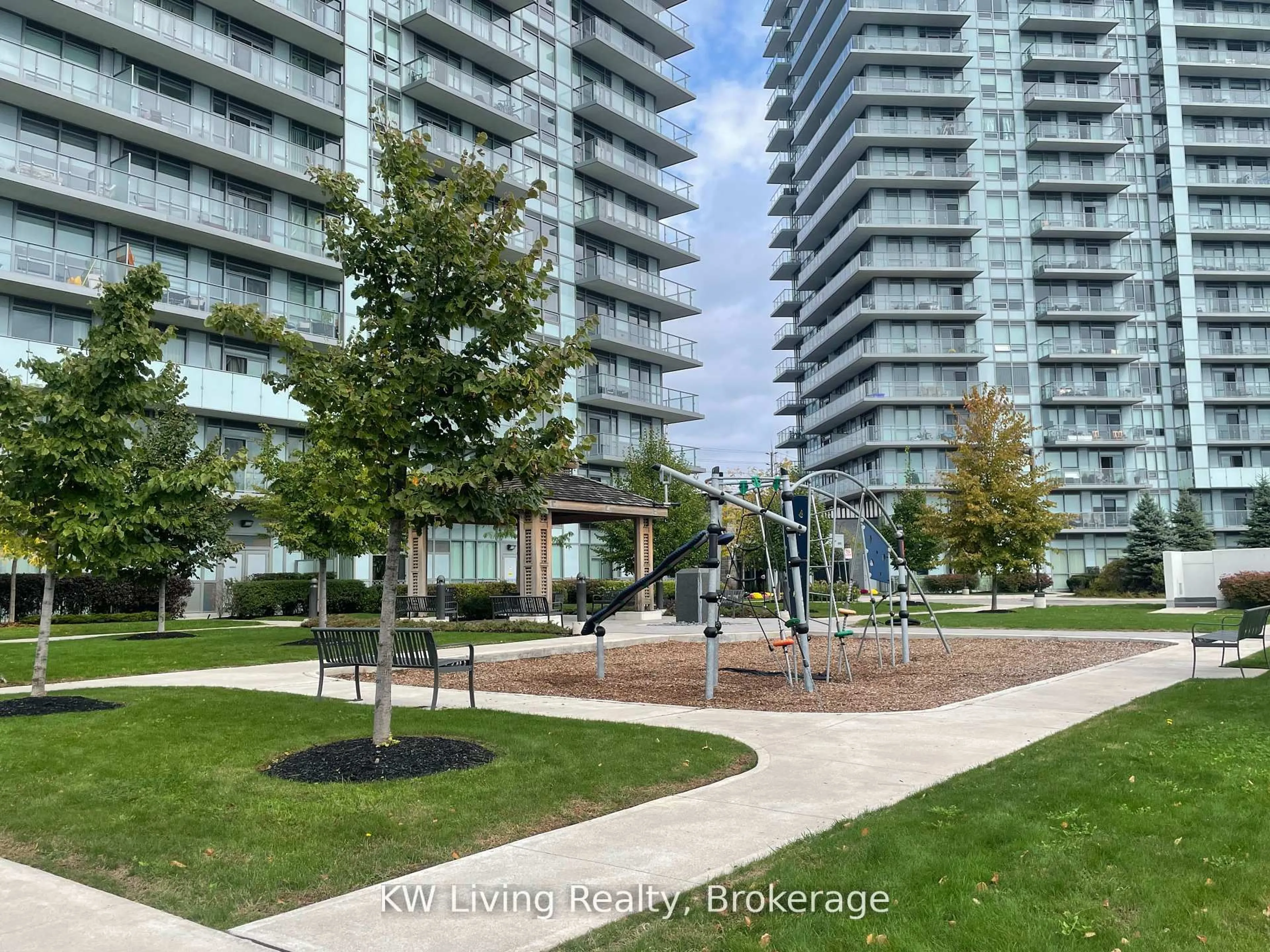 Unknown for 4677 Glen Erin Dr #1801, Mississauga Ontario L5M 2E3
