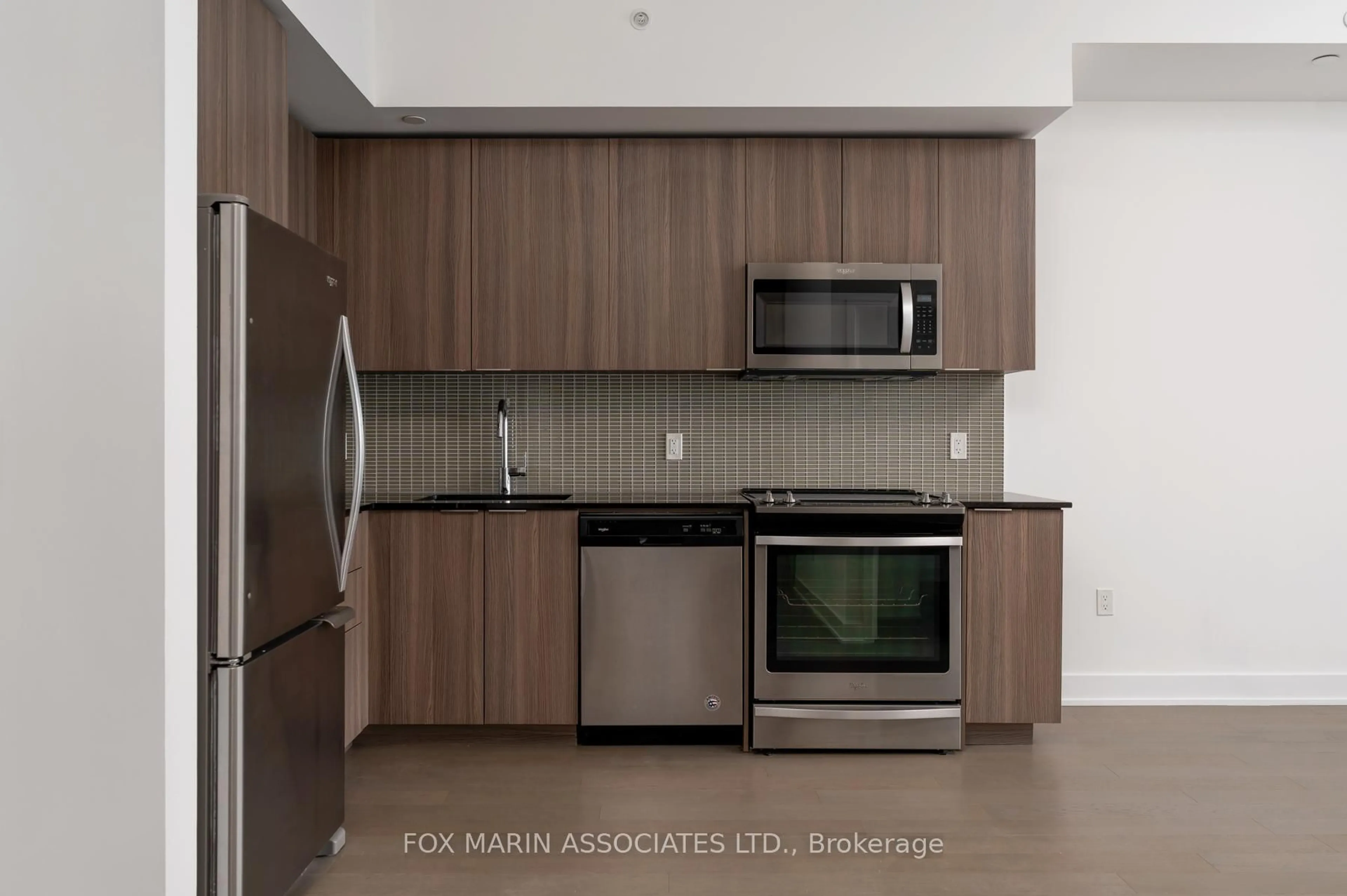 Standard kitchen, unknown for 30 Shore Breeze Dr #5201, Toronto Ontario M8V 0J1