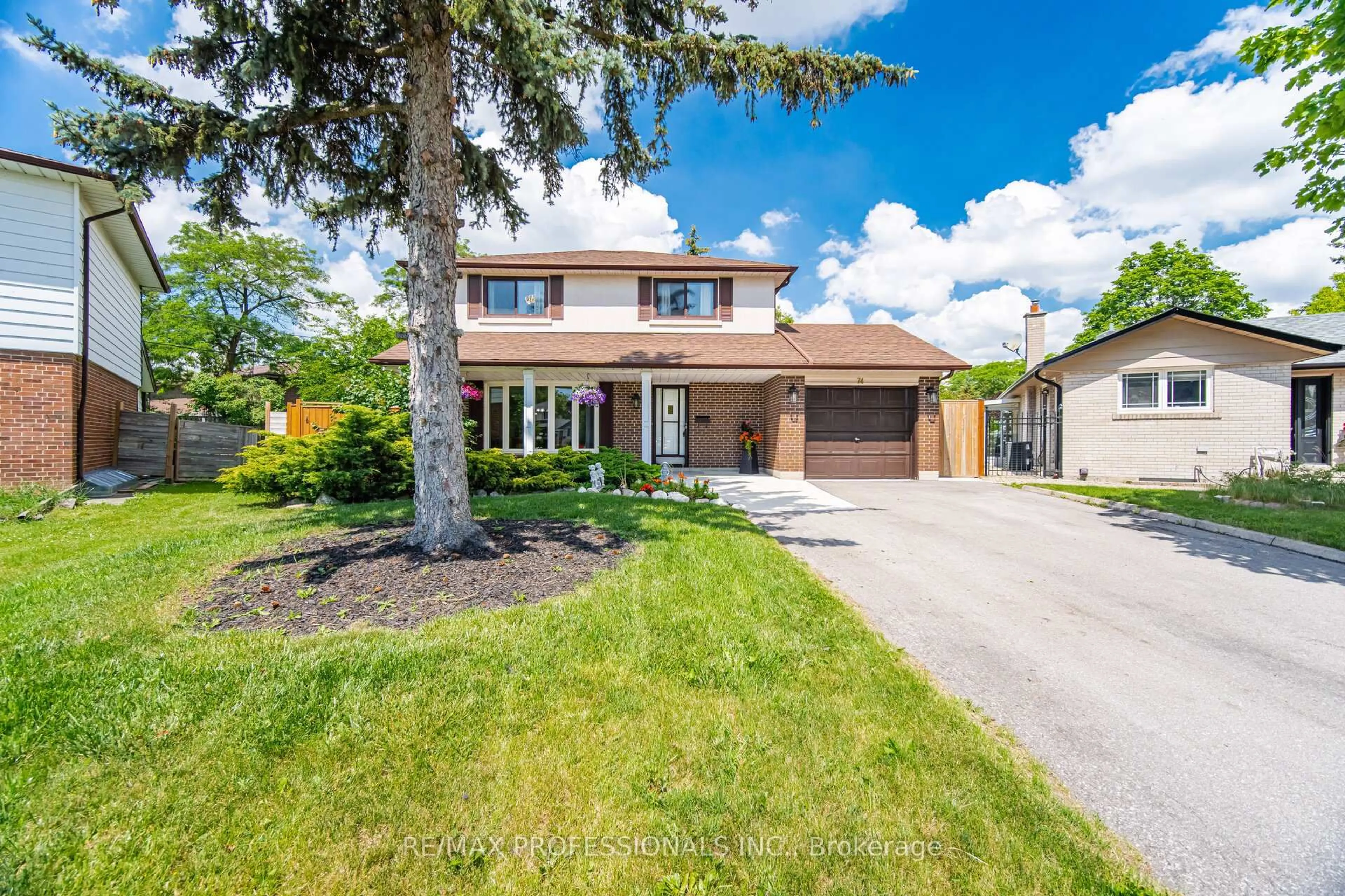 Unknown for 74 Ringway Cres, Toronto Ontario M9W 1X4