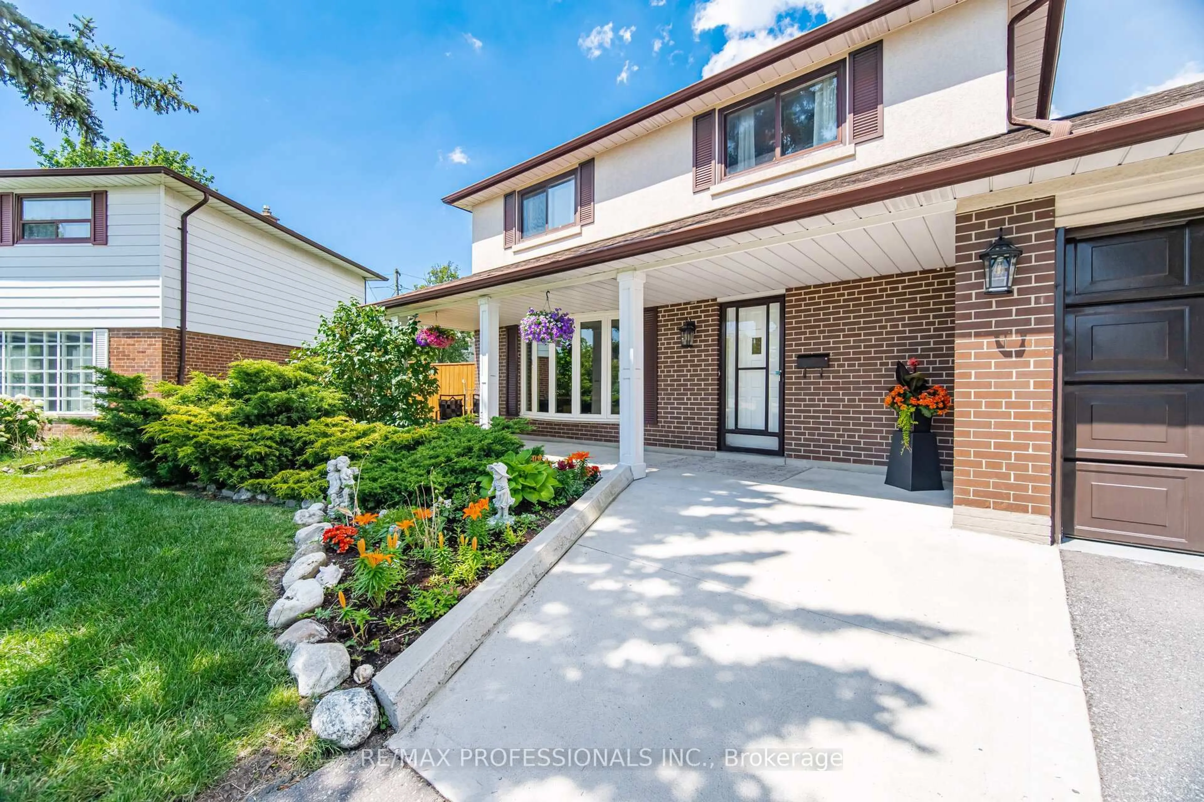 Home with brick exterior material, street for 74 Ringway Cres, Toronto Ontario M9W 1X4