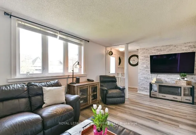 219 Angelene St, Mississauga 3