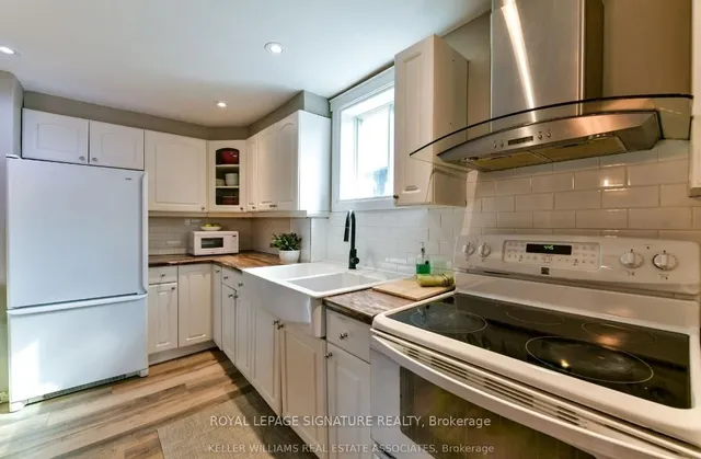219 Angelene St, Mississauga 4