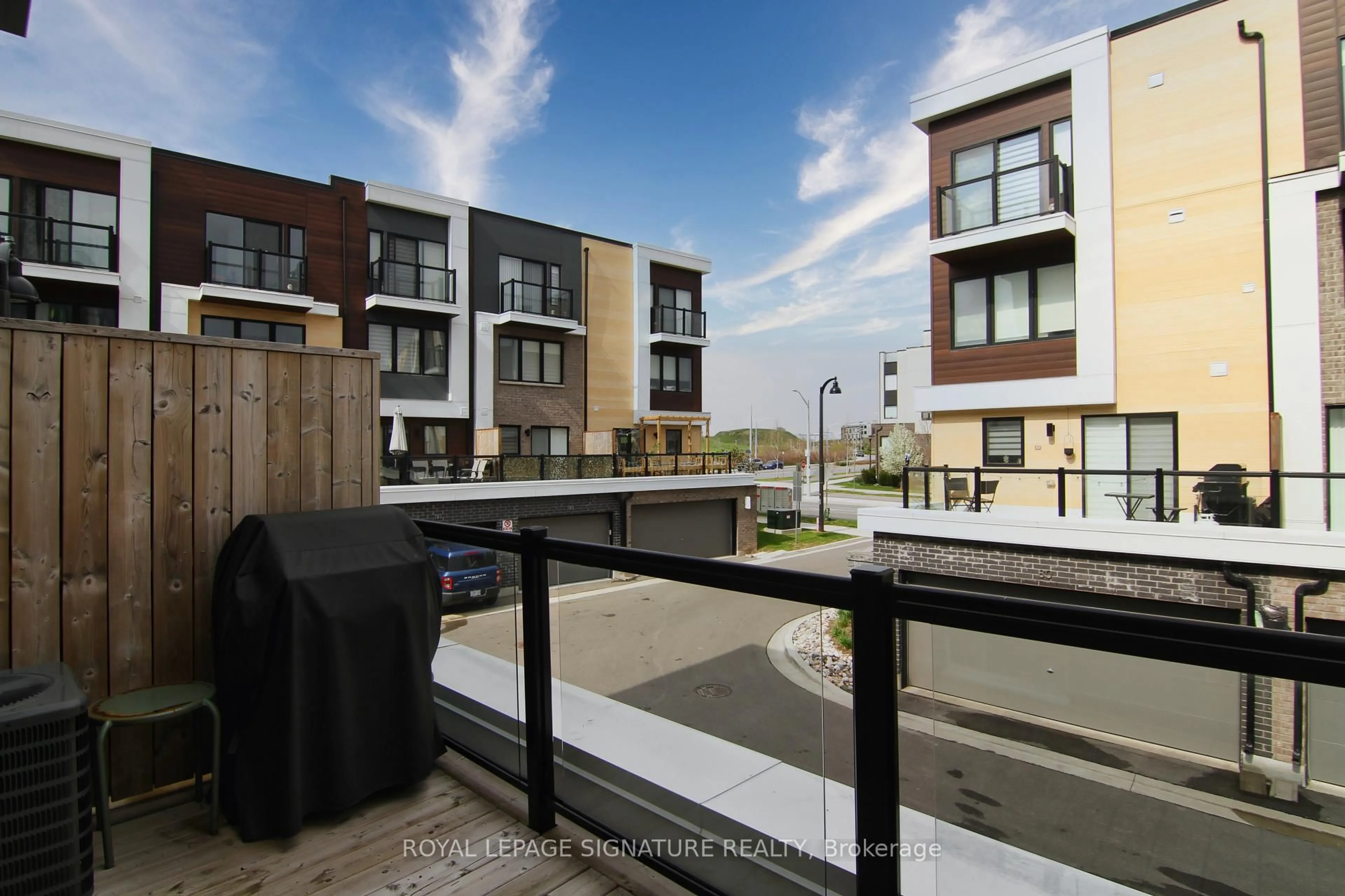 Patio, street for 90 Stanley Greene Blvd #2, Toronto Ontario M3K 0C8