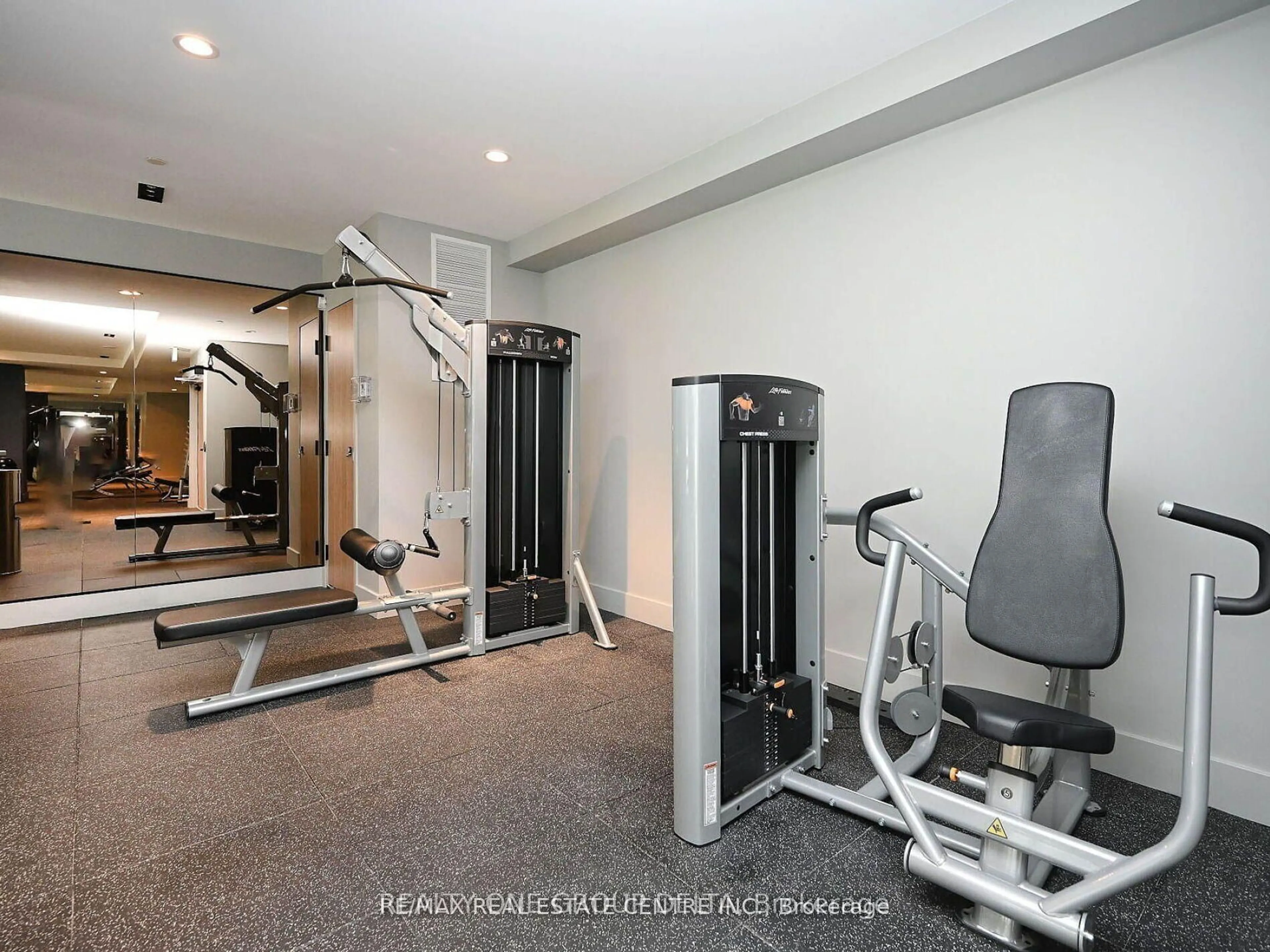 Gym or fitness room for 4130 Parkside Village Dr #502, Mississauga Ontario L5B 3M8
