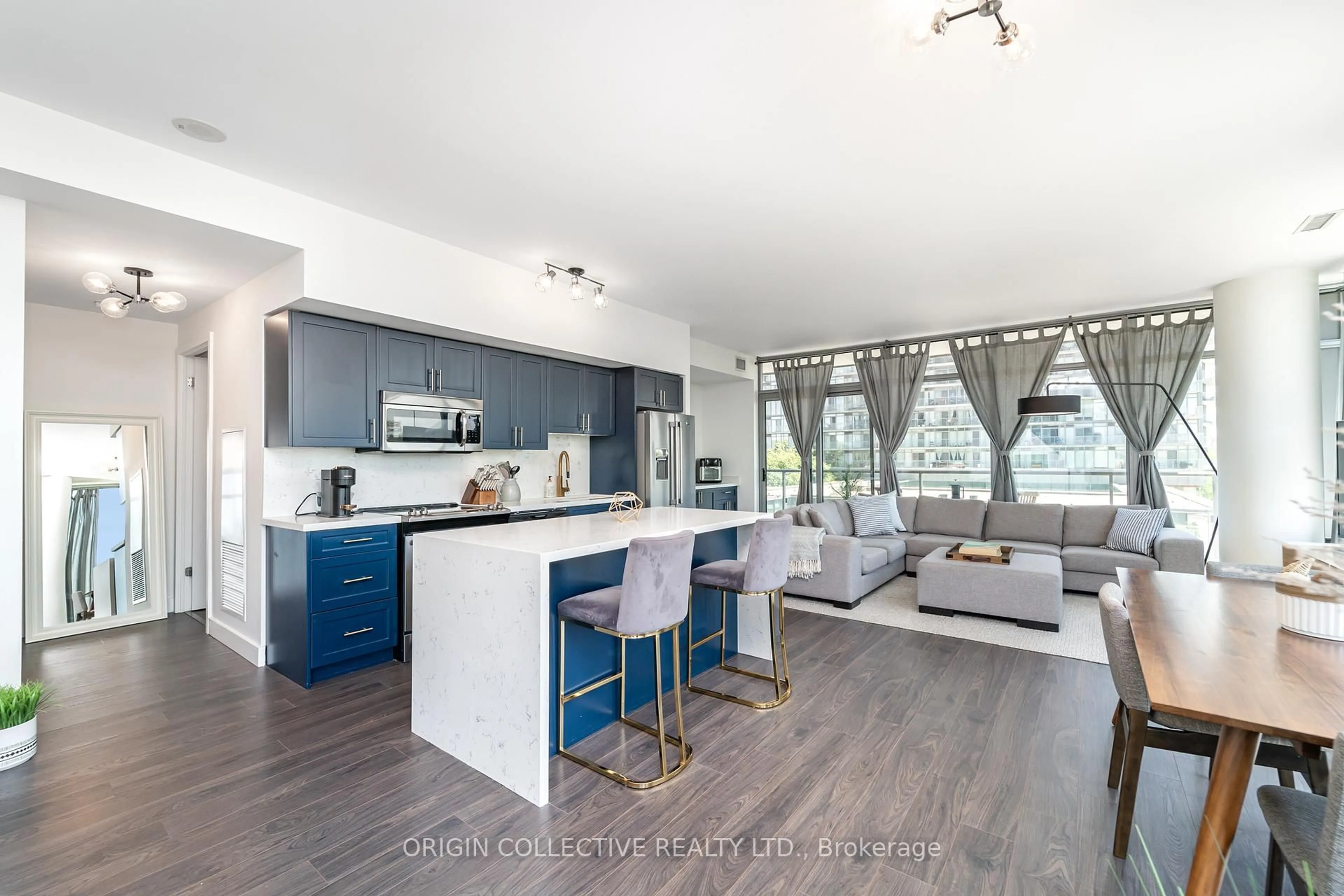 Open concept kitchen, unknown for 105 The Queensway Ave #302, Toronto Ontario M6S 5B5
