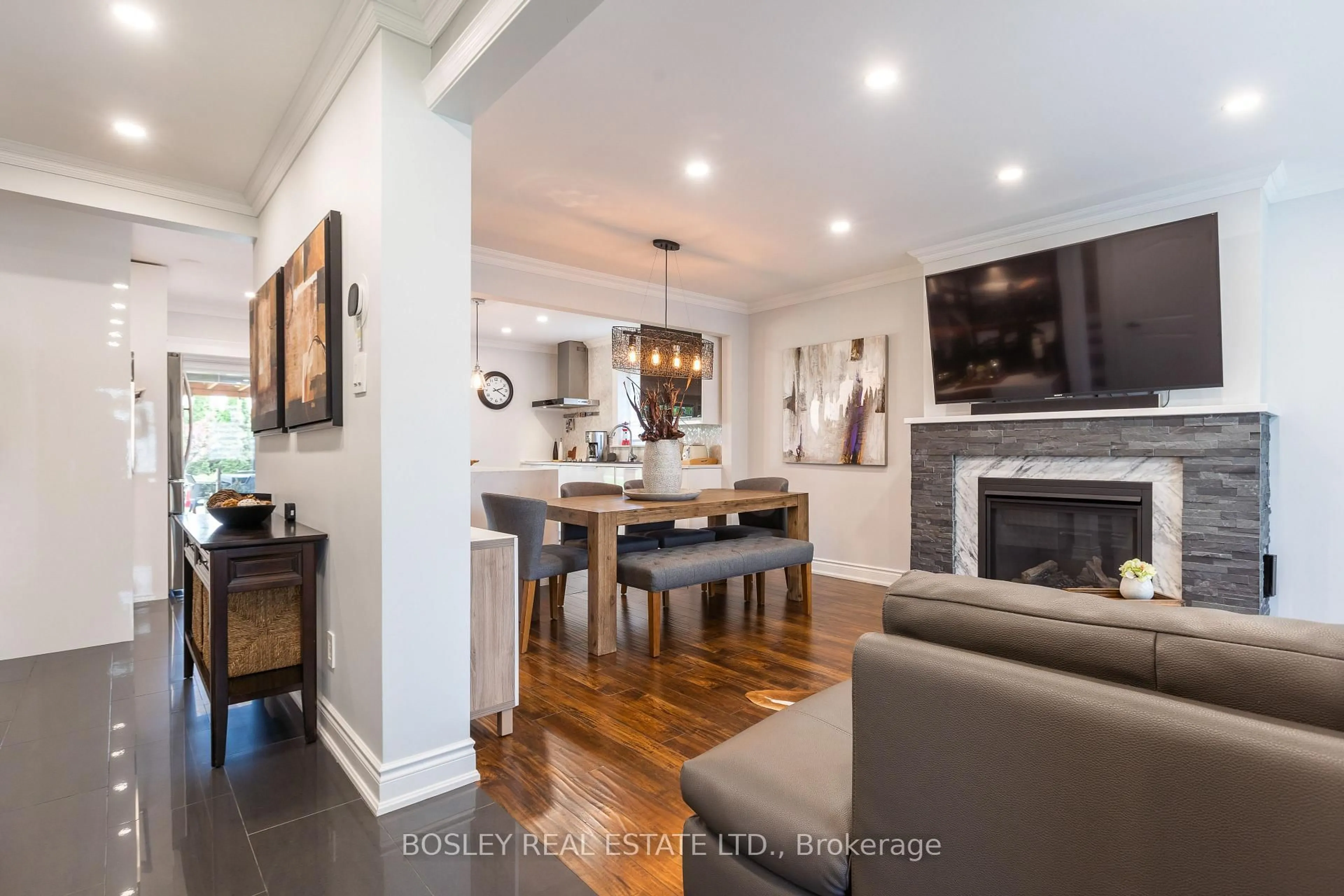 Open concept kitchen, unknown for 15 Wareside Rd, Toronto Ontario M9C 3B1