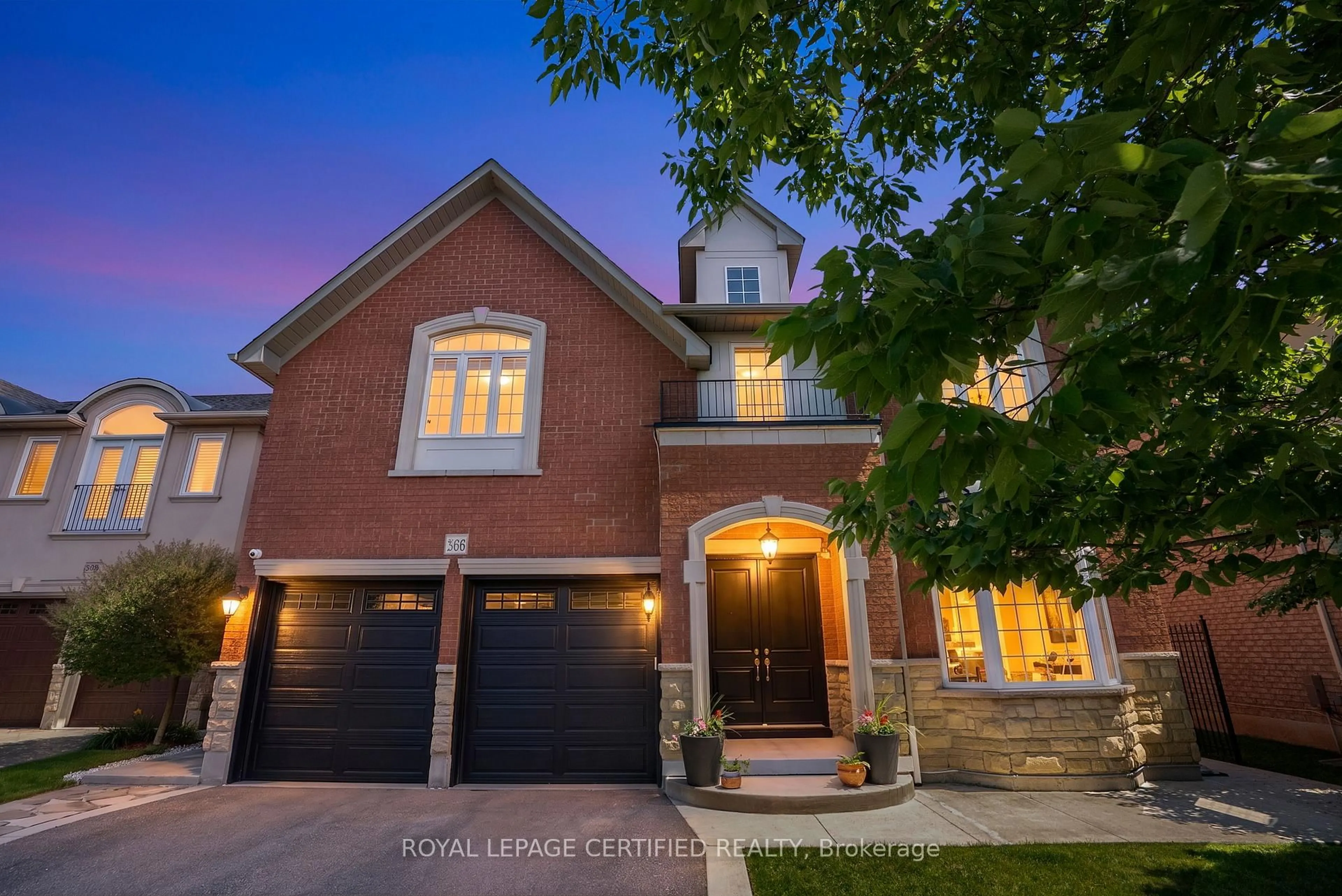Home with brick exterior material, street for 3406 Buena Vista Crt, Oakville Ontario L6L 6W6