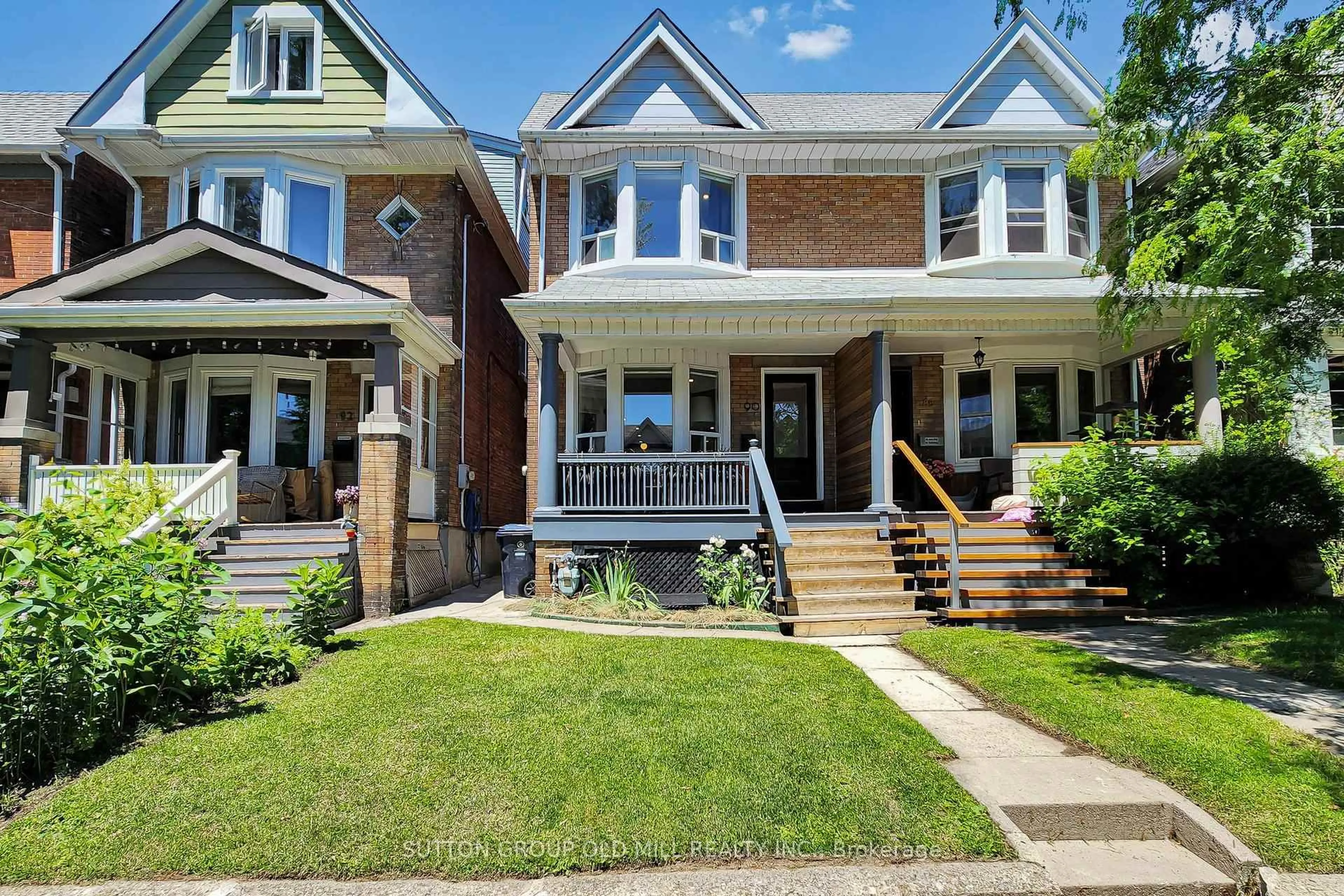 Home with brick exterior material, street for 90 Fermanagh Ave, Toronto Ontario M6R 1M2