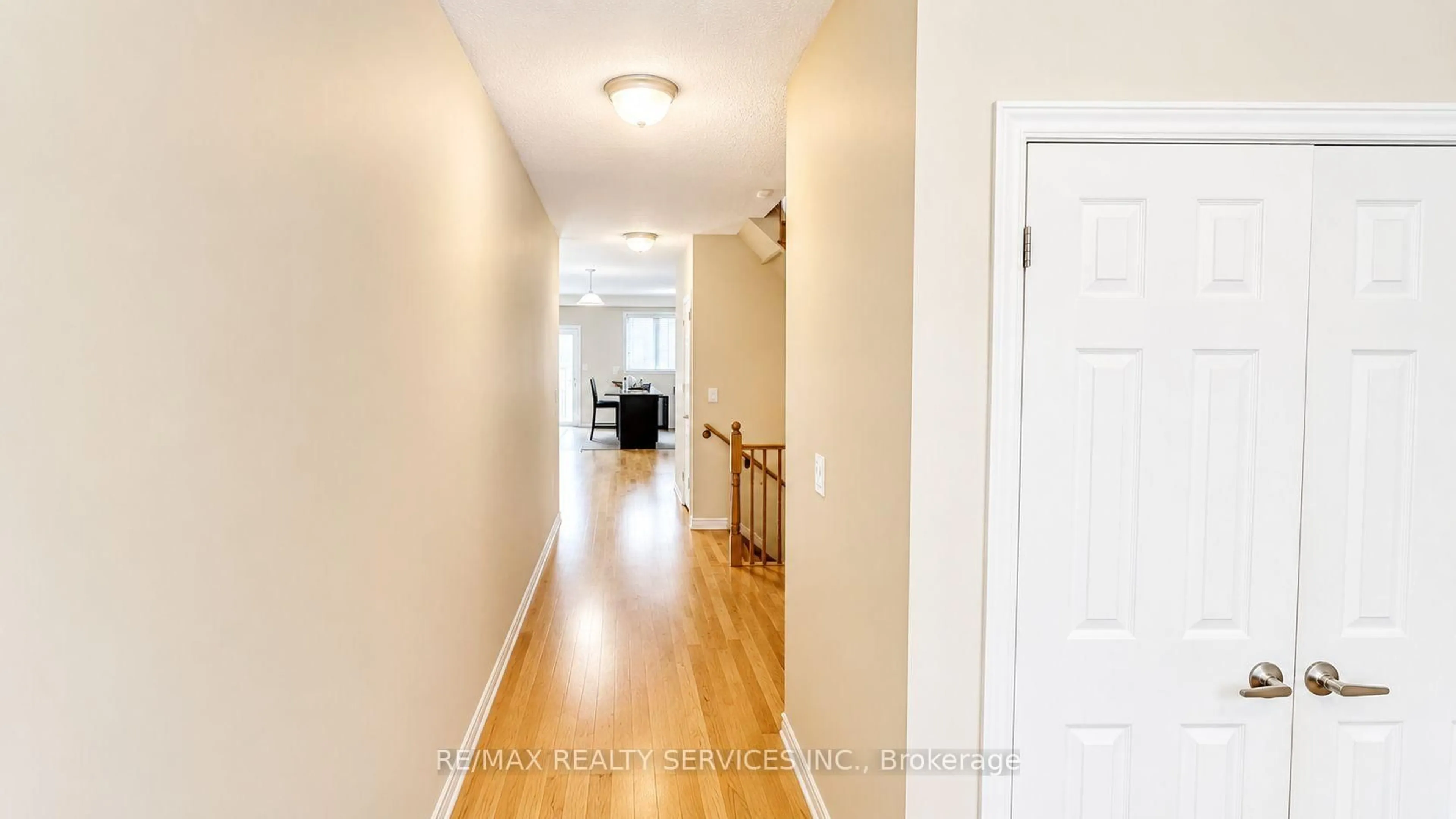 Indoor entryway for 23 Sail Rd, Brampton Ontario L7A 4W7