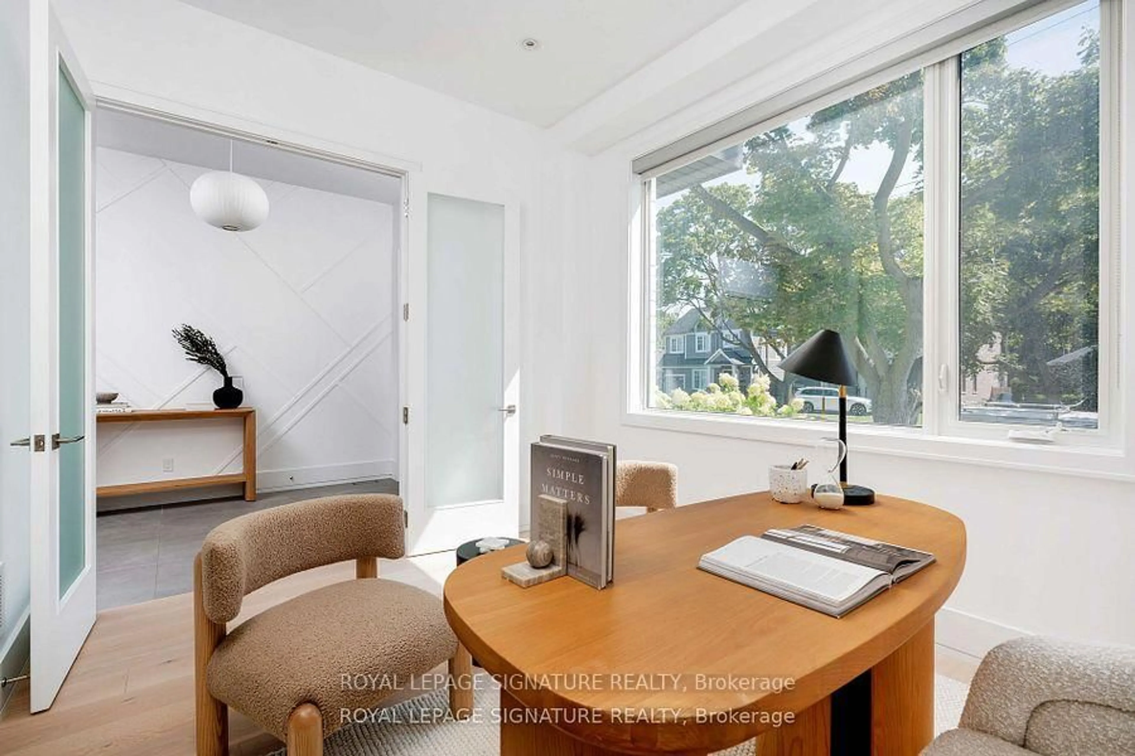 A pic of a room for 34 Edgecroft Rd, Toronto Ontario M8Z 2B6
