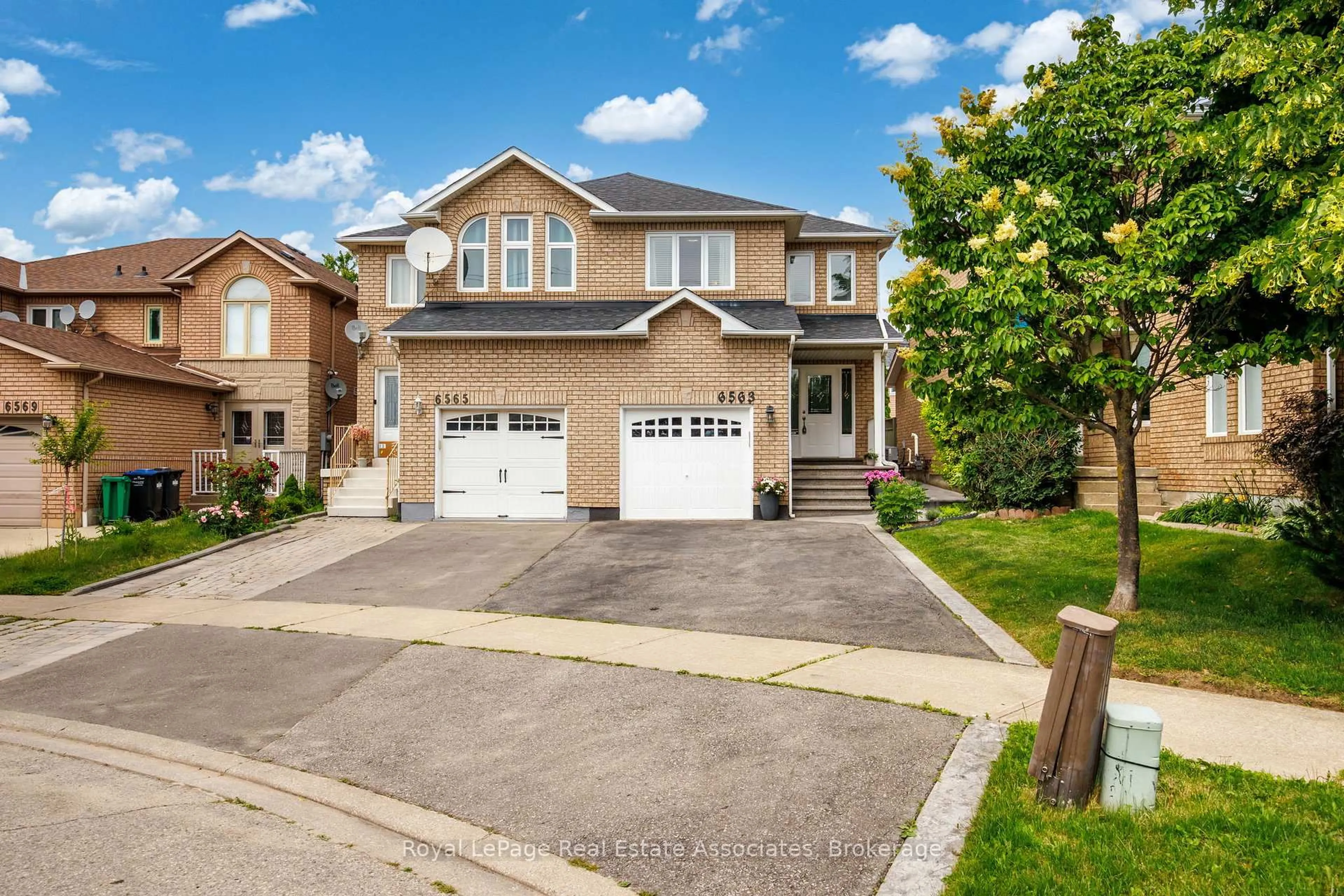 Unknown for 6563 Sapling Tr, Mississauga Ontario L5N 7J3