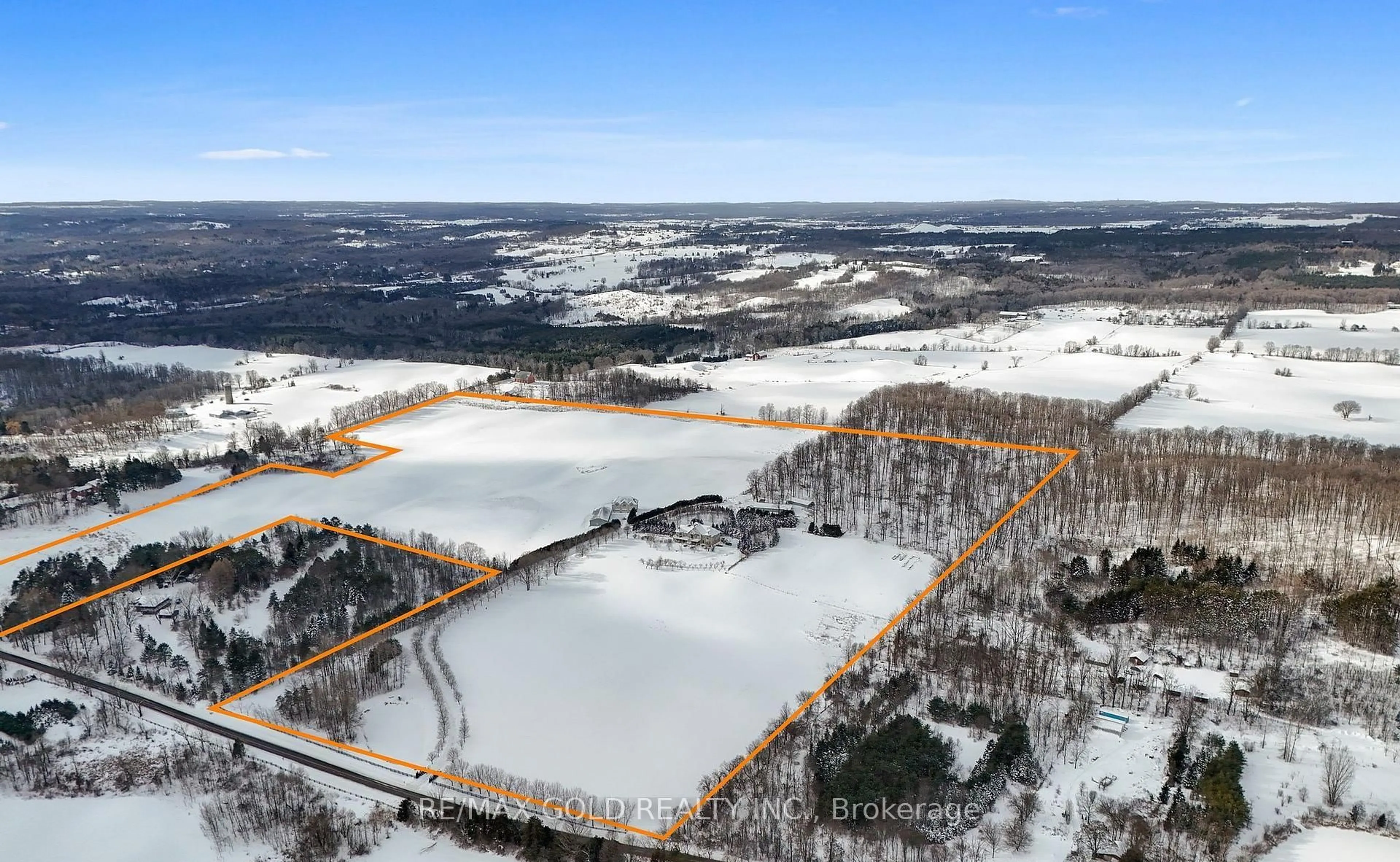 A pic from outside/outdoor area/front of a property/back of a property/a pic from drone, water/lake/river/ocean view for 3722 The Grange Sdrd, Caledon Ontario L7C 0C3
