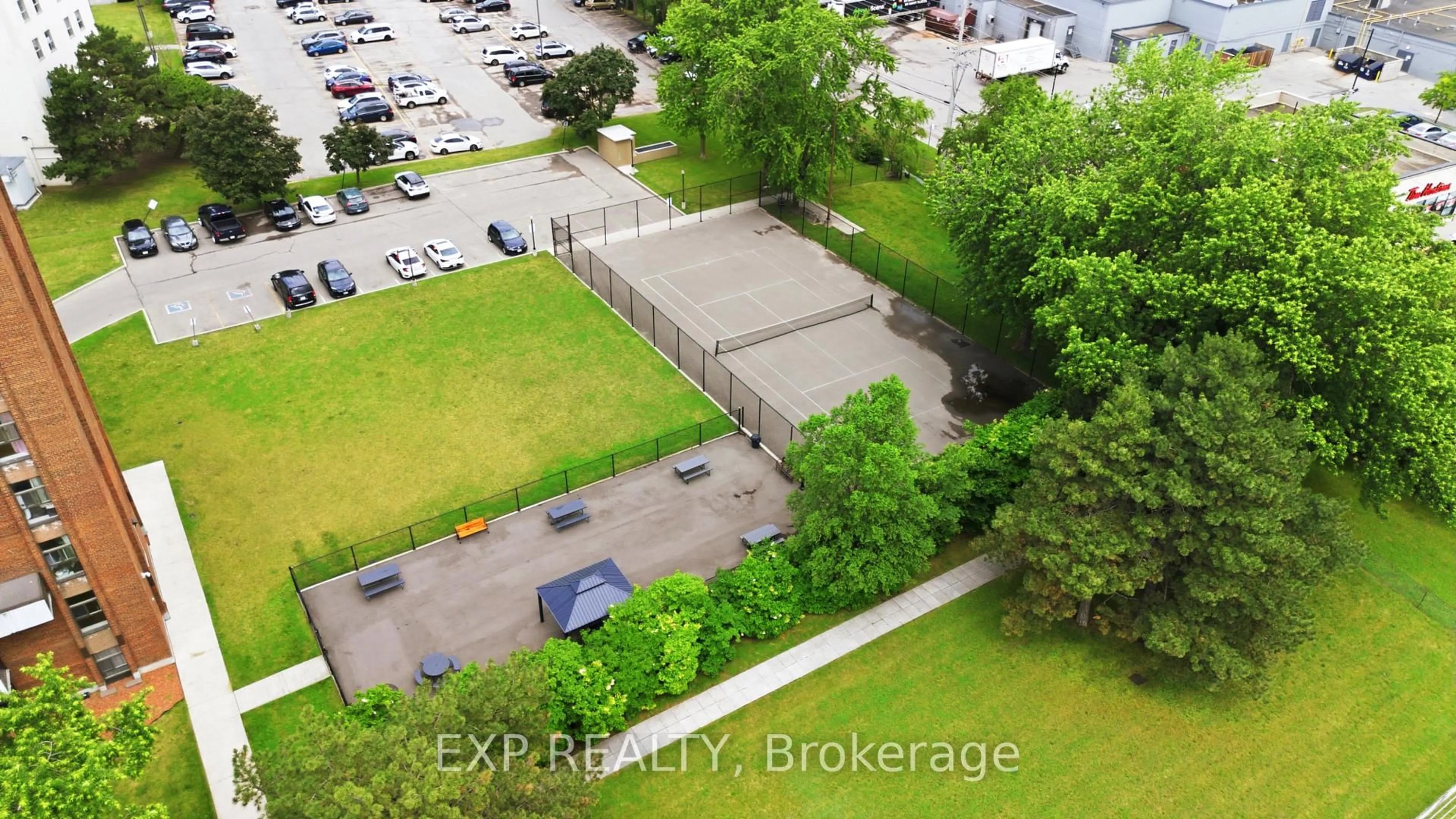 A pic from outside/outdoor area/front of a property/back of a property/a pic from drone, building for 3025 Queen Frederica Dr #201, Mississauga Ontario L4Y 3A1