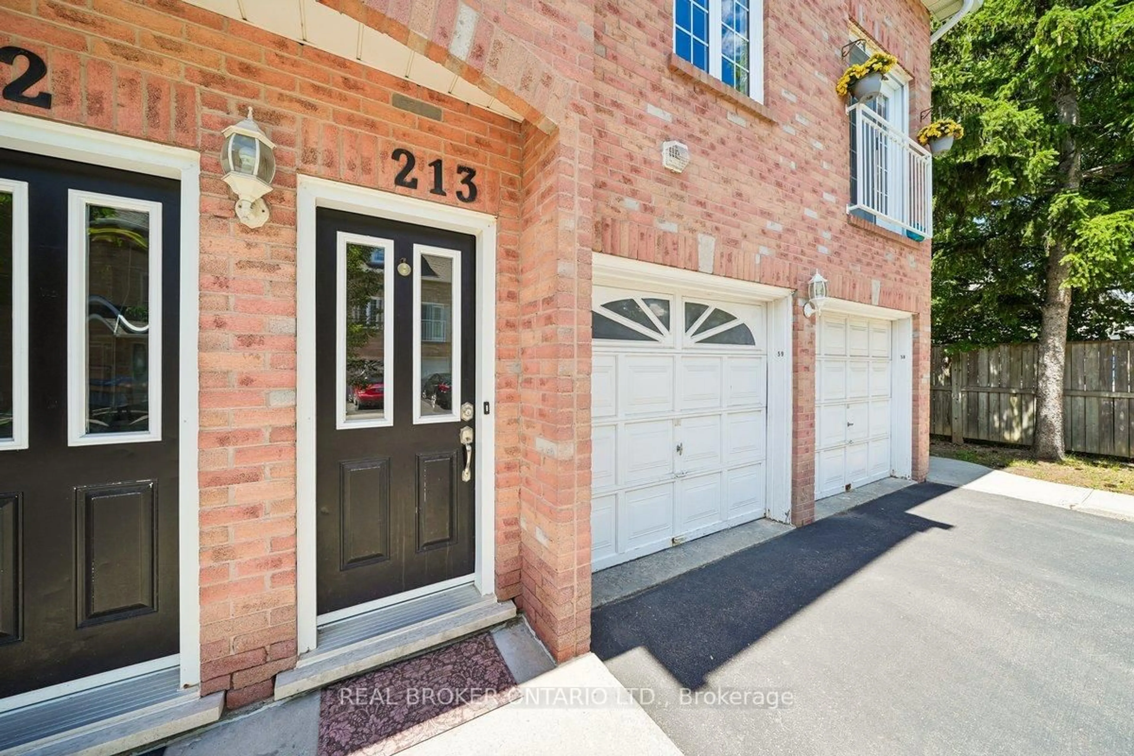 Home with brick exterior material, street for 2075 Walker's Line #213, Burlington Ontario L7M 4G7