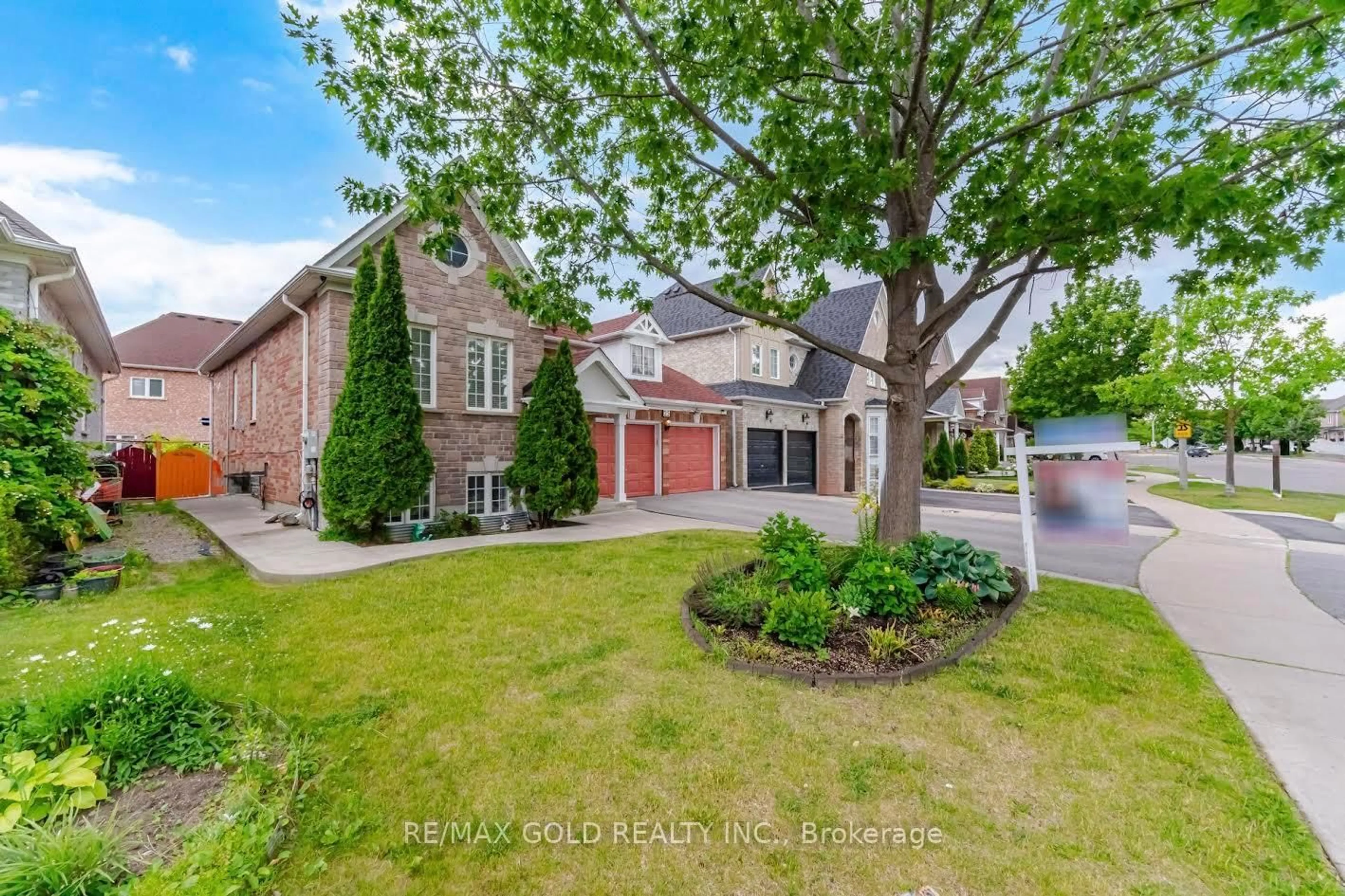 Home with brick exterior material, street for 25 Treeline Blvd, Brampton Ontario L6P 1C5